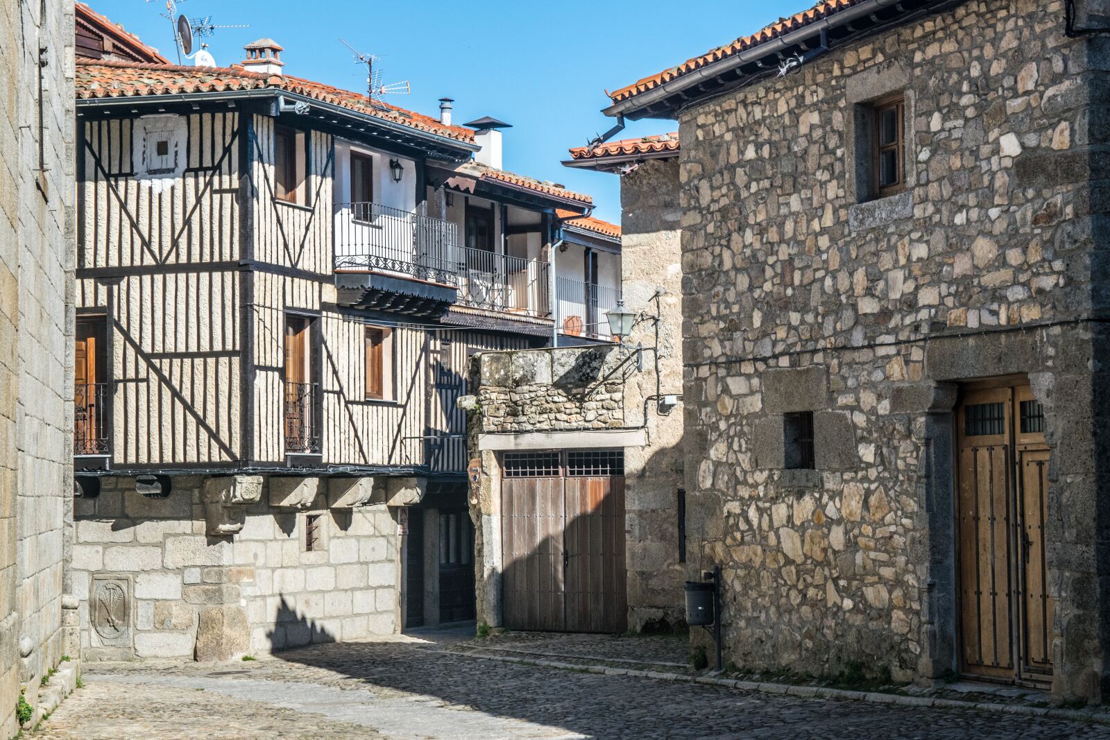 Nikon D3300 sample photo. Architecture, rural, peoples photography