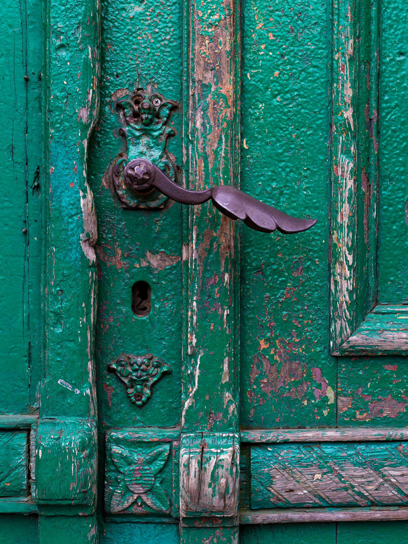 Canon EOS 6D + Canon EF 50mm F1.4 USM sample photo. Beautiful, city, colorful, detail photography