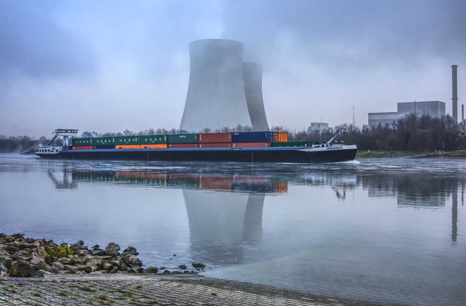 Sony E 16-50mm F3.5-5.6 PZ OSS sample photo. Nuclear power plant, cooling photography