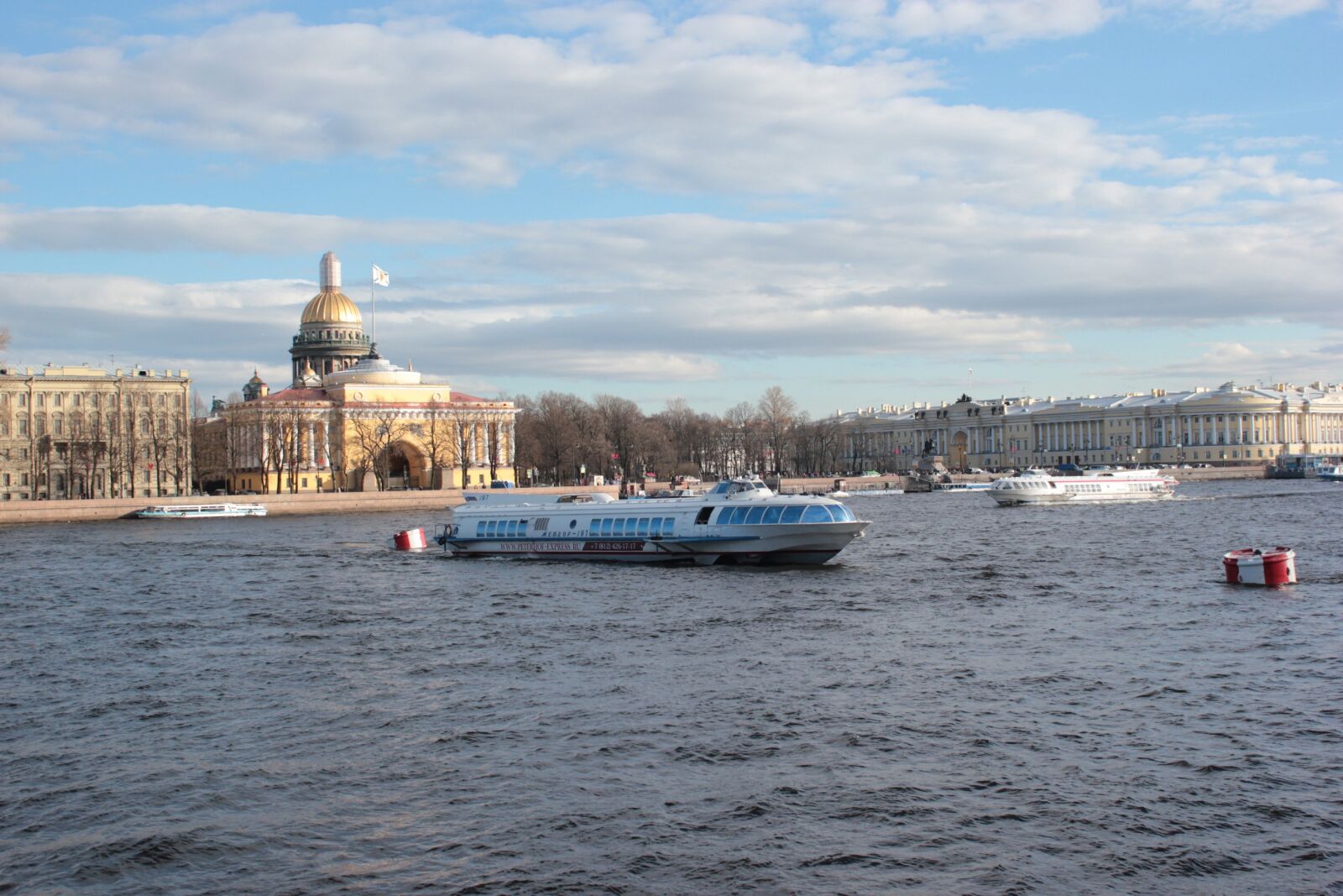 Canon EOS 550D (EOS Rebel T2i / EOS Kiss X4) sample photo. St petersburg russia, peter photography