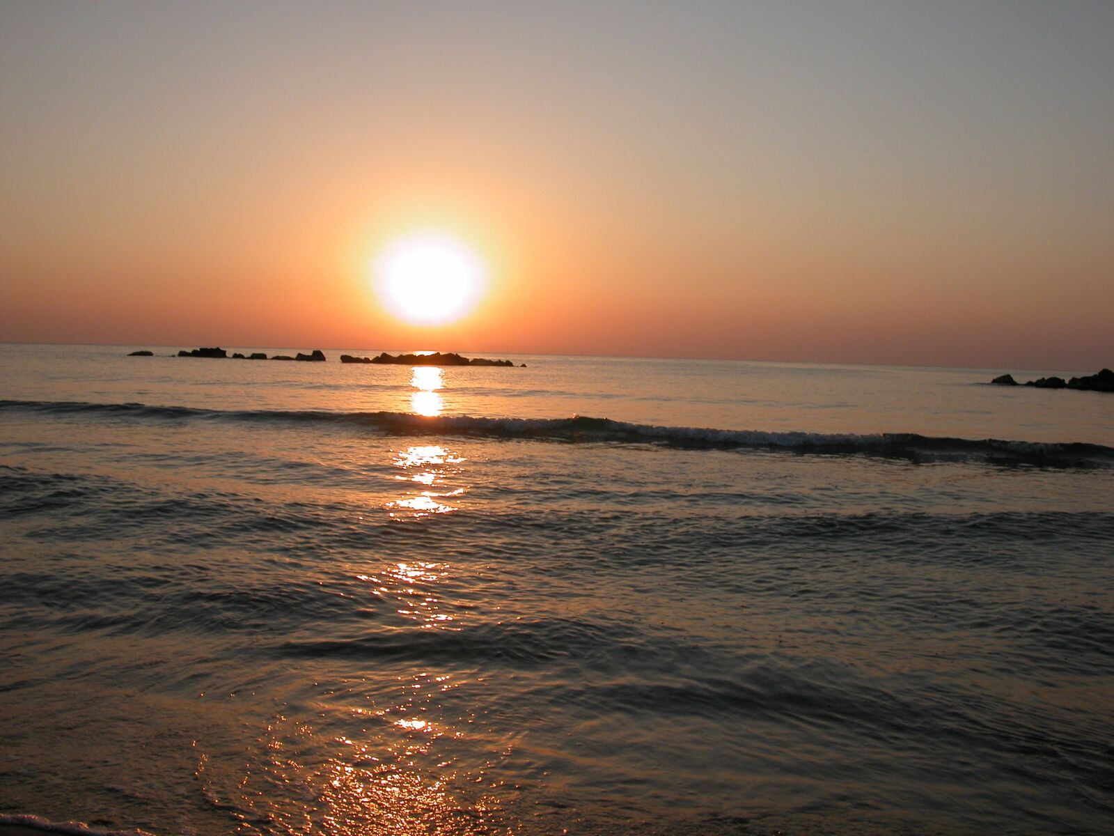 Nikon E5700 sample photo. Sunrise, italy, dawn photography