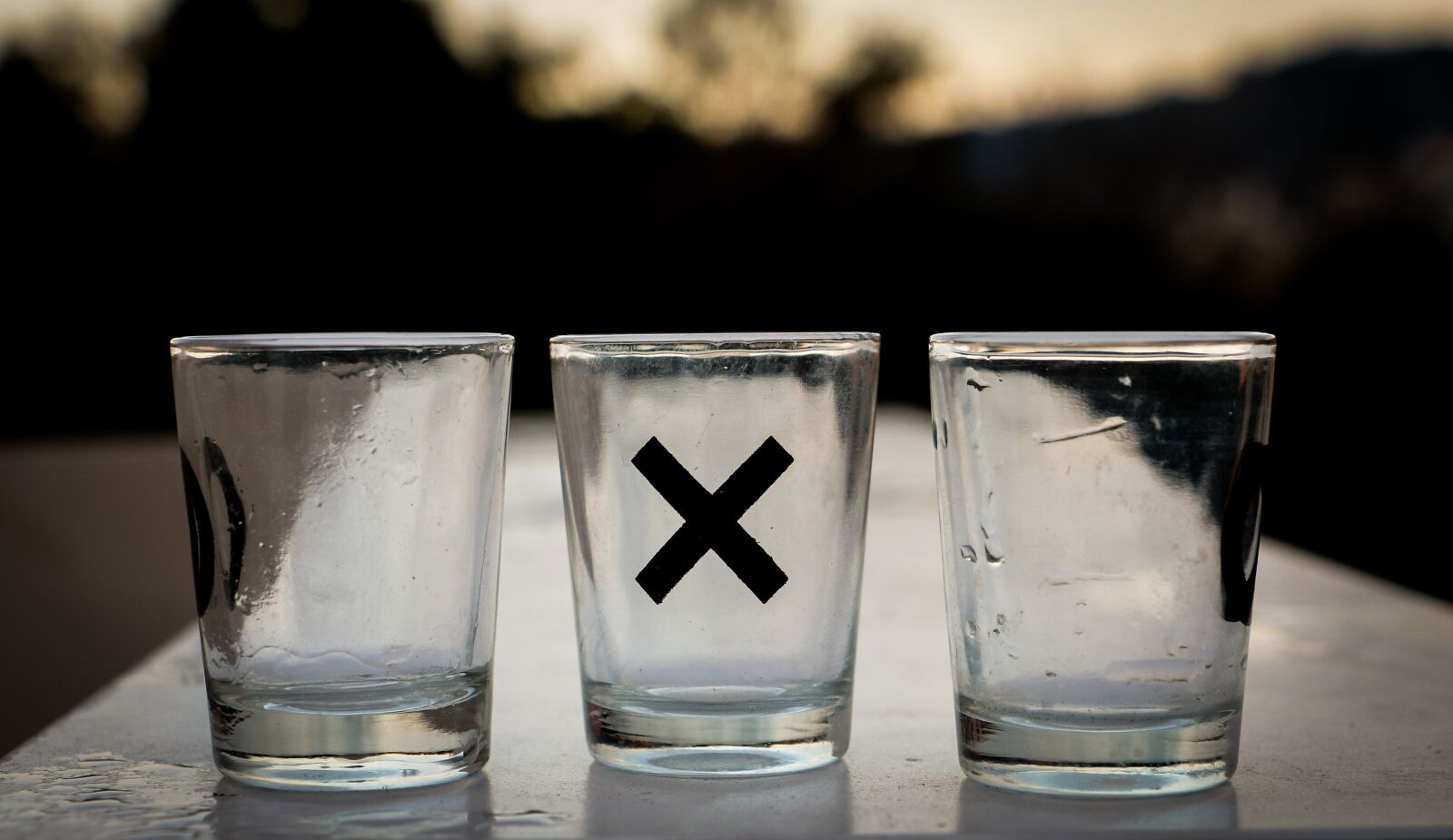 Canon EOS 70D sample photo. Glass, x, three photography