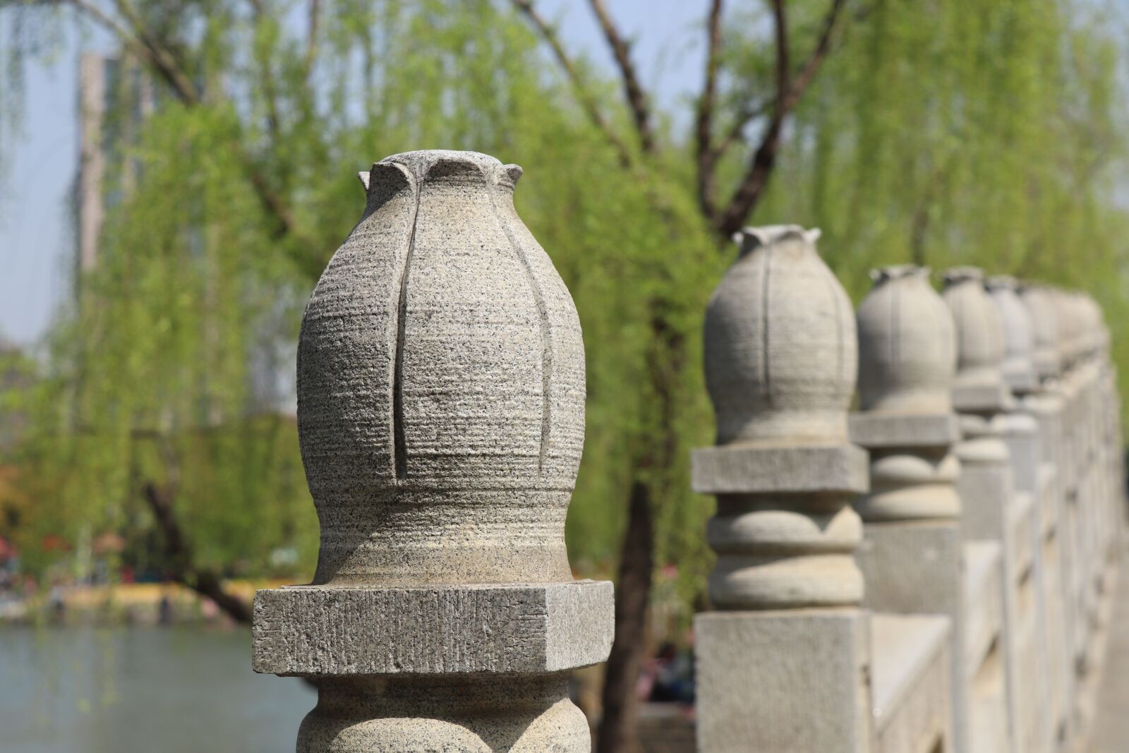 Canon EOS 77D (EOS 9000D / EOS 770D) sample photo. Stone, nature, lake photography