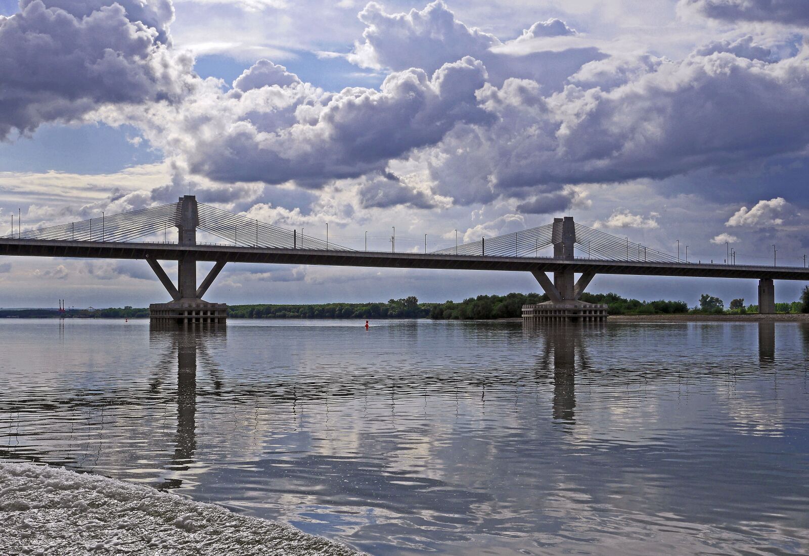 Panasonic Lumix DMC-GH3 sample photo. Danube, underflow, bridge new photography