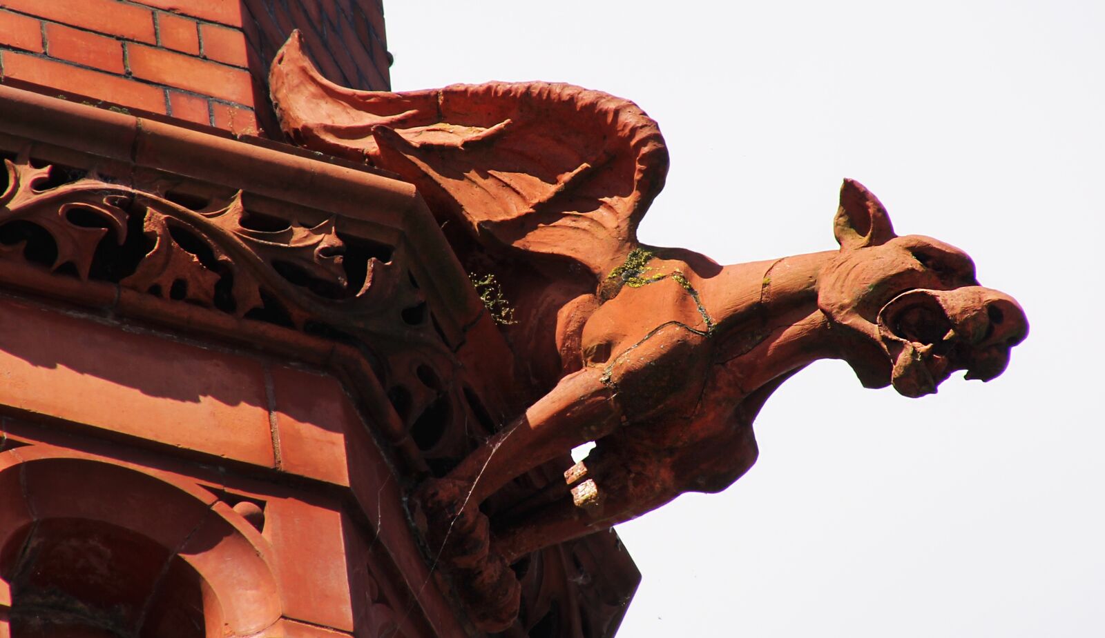 Canon EOS 700D (EOS Rebel T5i / EOS Kiss X7i) sample photo. Grotesque, gargoyle, sculpture photography