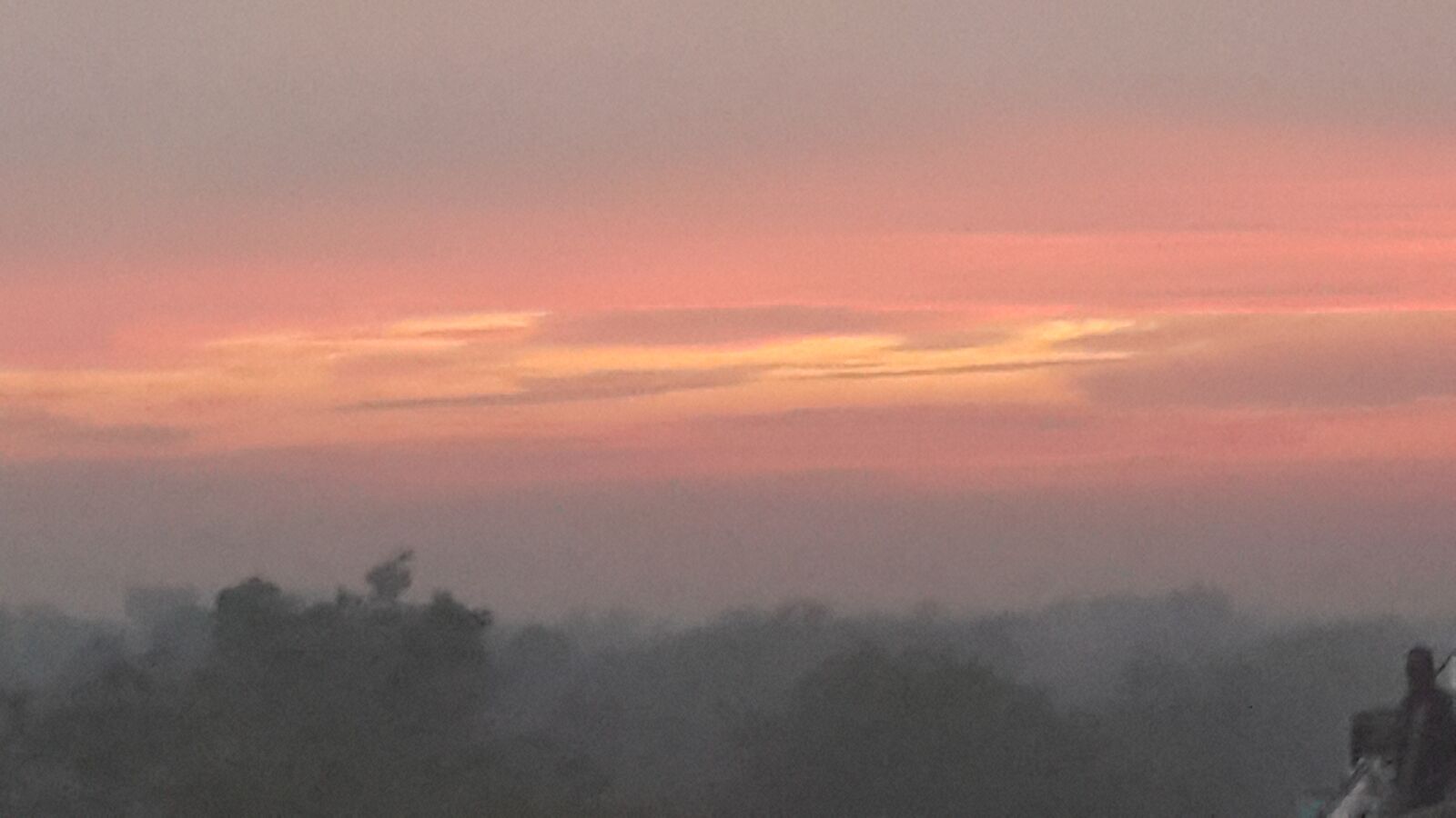 Samsung Galaxy Note4 sample photo. Sunset, fog, landscape photography