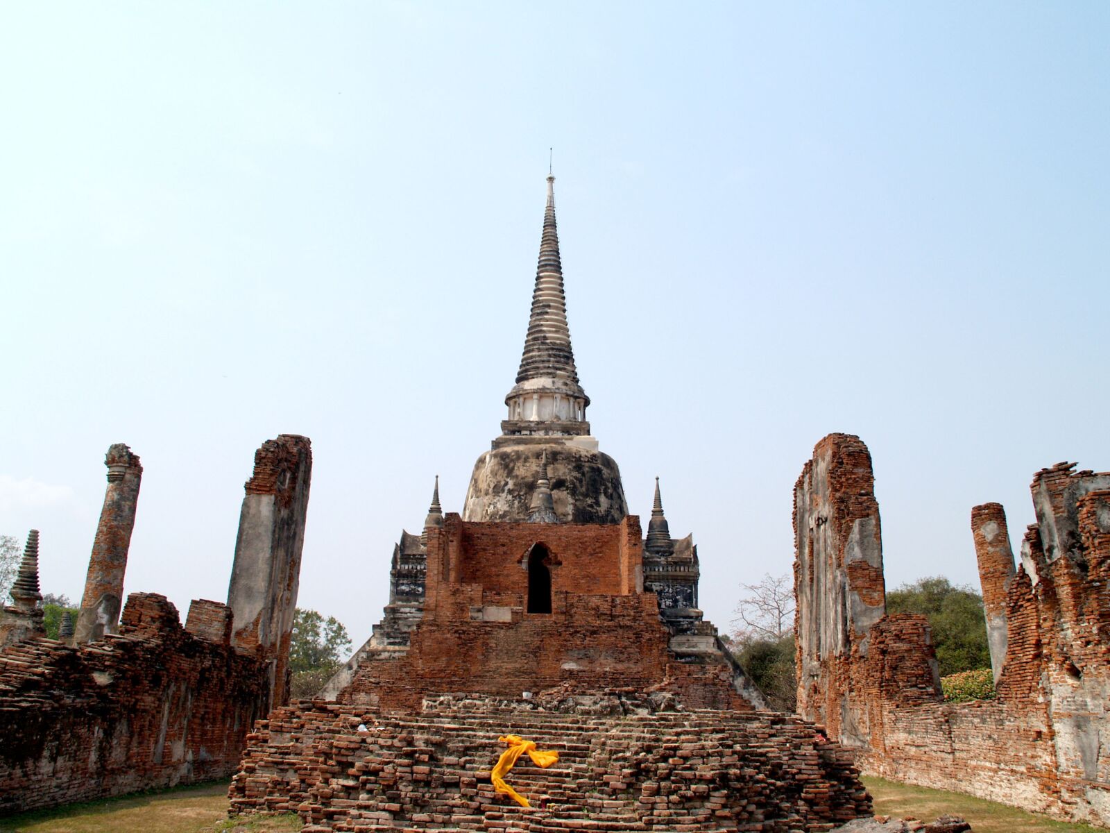 Olympus E-300 (EVOLT E-300) sample photo. Ayutthaya, thailand, ethnicity photography