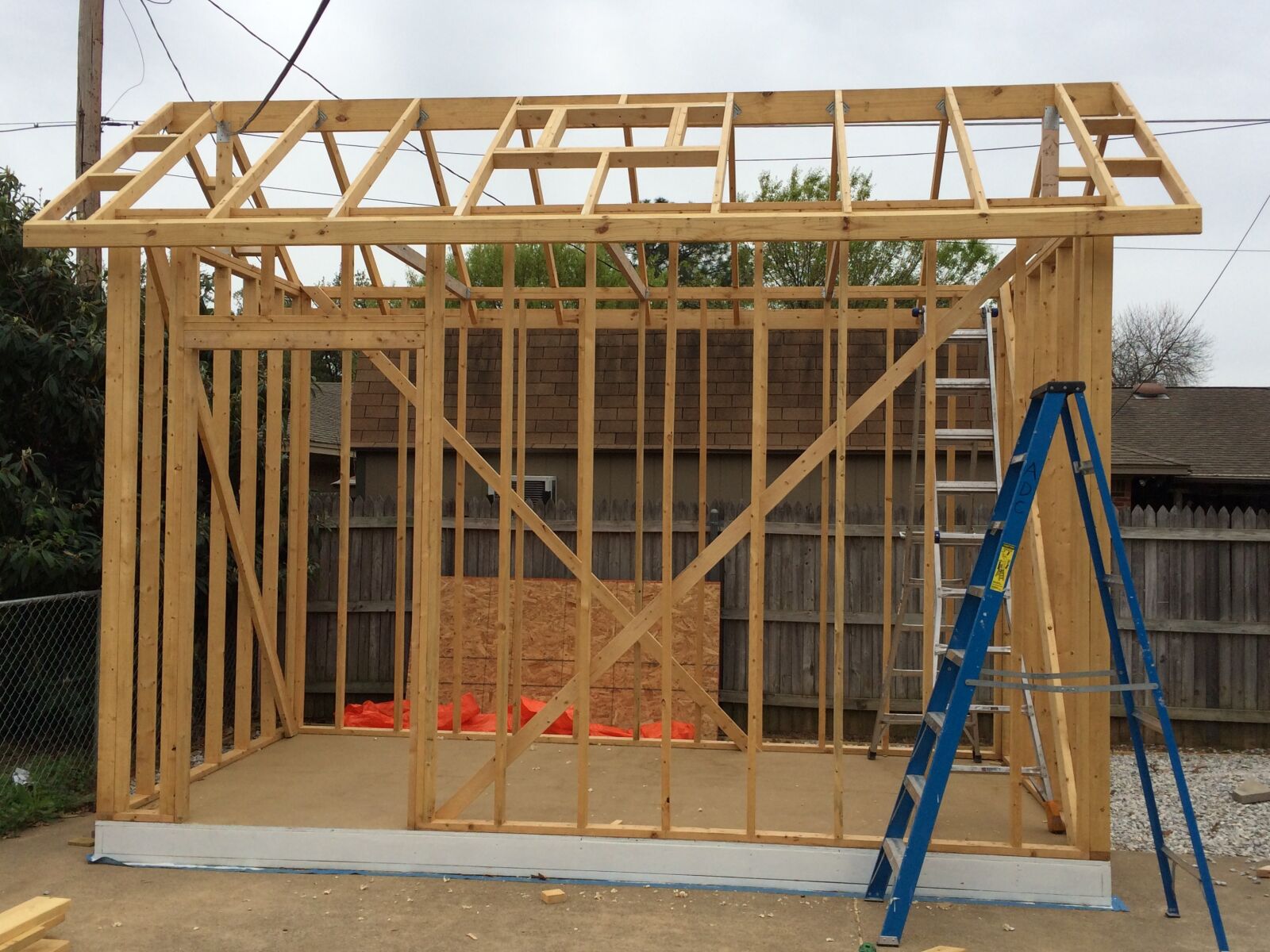 iPhone 5s back camera 4.12mm f/2.2 sample photo. Building, shed, construction photography