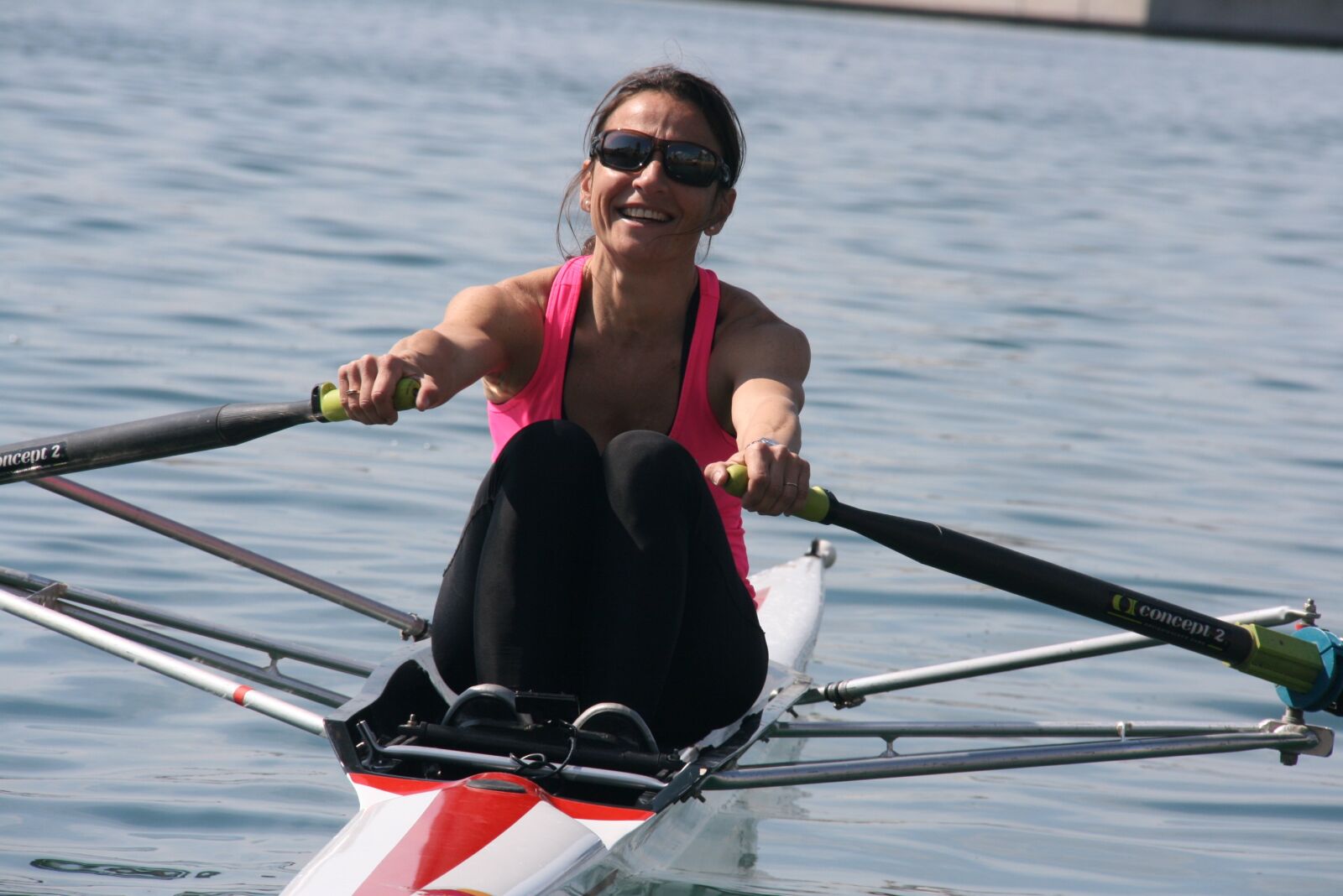 Canon EOS 400D (EOS Digital Rebel XTi / EOS Kiss Digital X) sample photo. Rowing, bogar, women photography