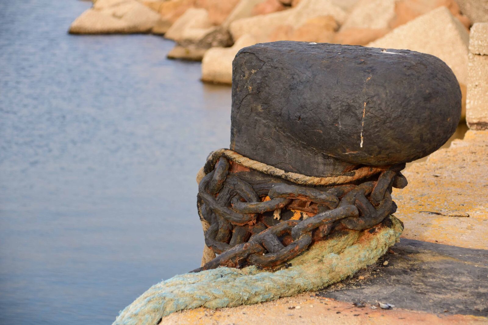 Nikon D3300 sample photo. Sea, water, chain, iron photography