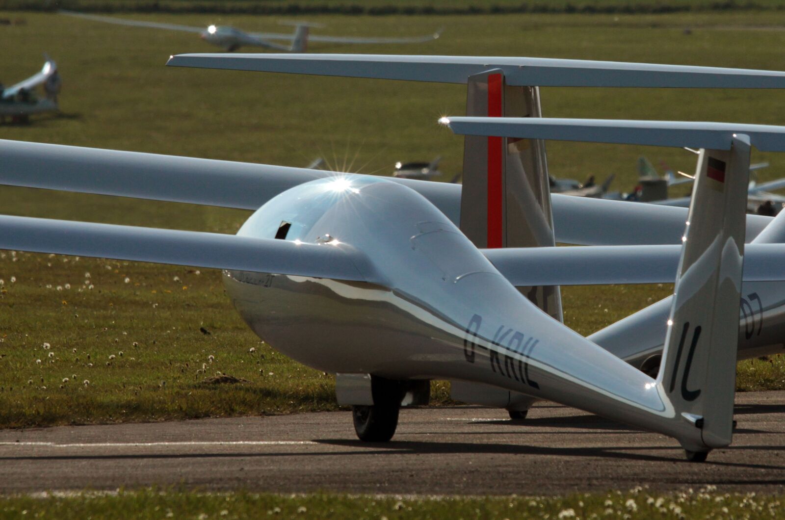 Canon EOS 50D sample photo. Sailor, gliding, glider pilot photography