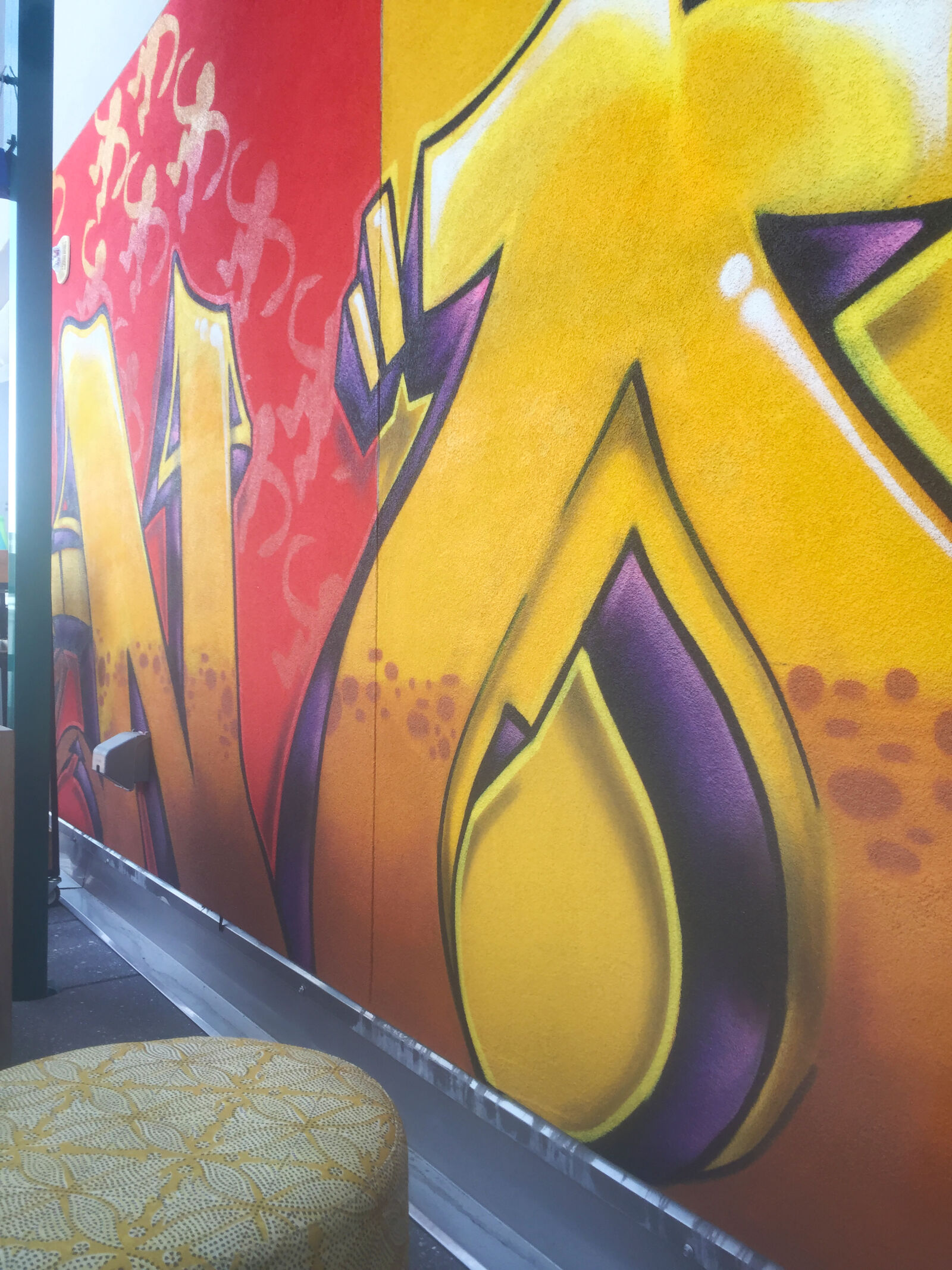 iPhone 6 back camera 4.15mm f/2.2 sample photo. Graffiti, wall, art photography