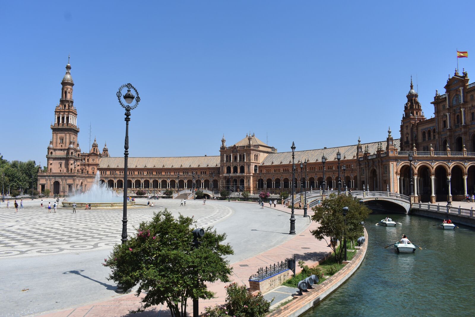 Nikon D3400 sample photo. Plaza de espa a photography