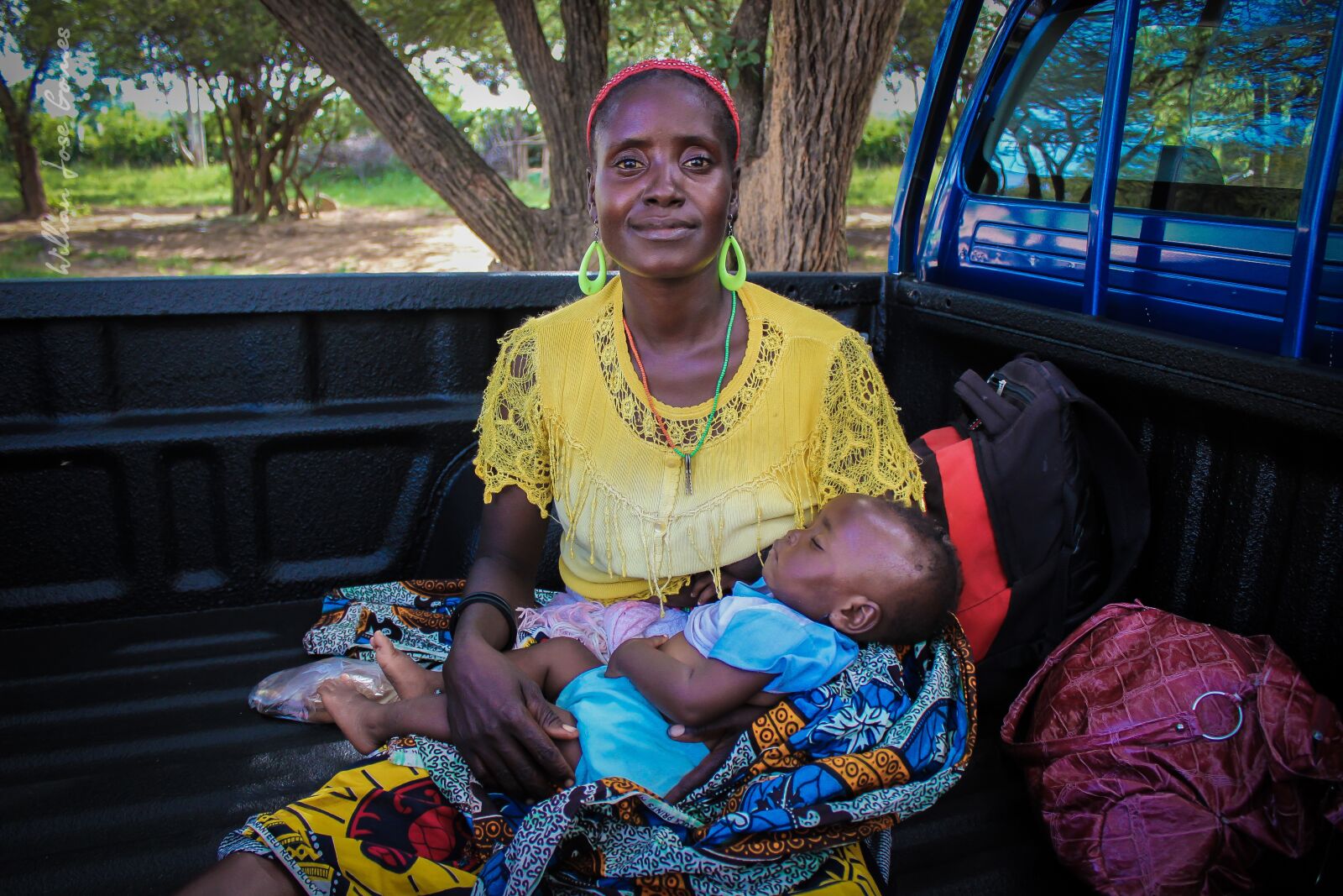 Canon EOS 600D (Rebel EOS T3i / EOS Kiss X5) sample photo. Mother, son, africa photography