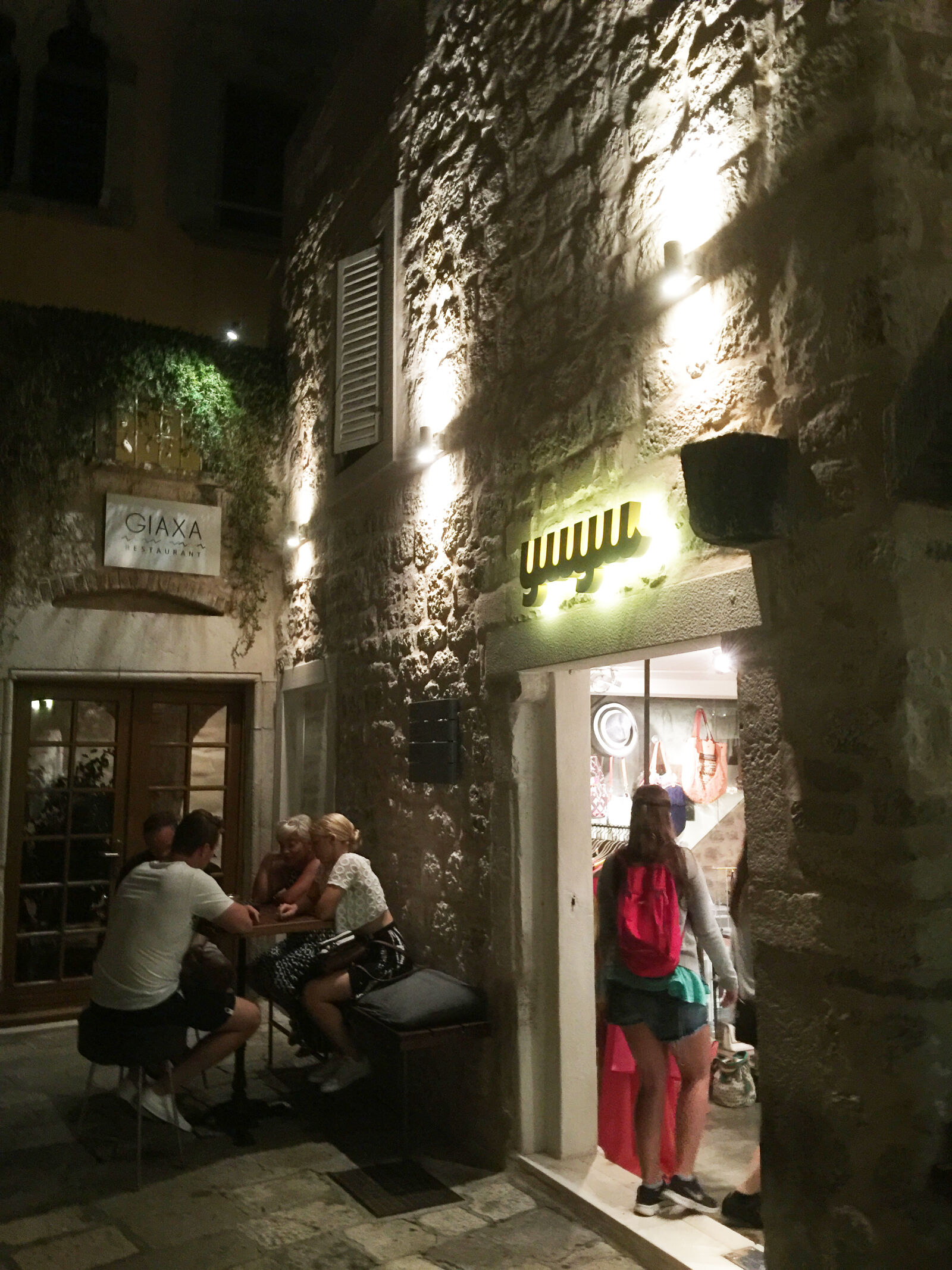 iPhone 6 Plus back camera 4.15mm f/2.2 sample photo. Croatia, downtown, night, life photography