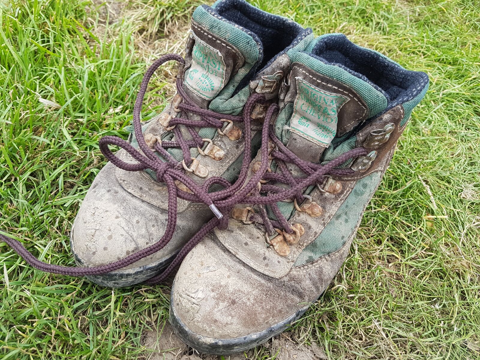 Samsung Galaxy S7 Edge sample photo. Shoe, shoes, walking boots photography