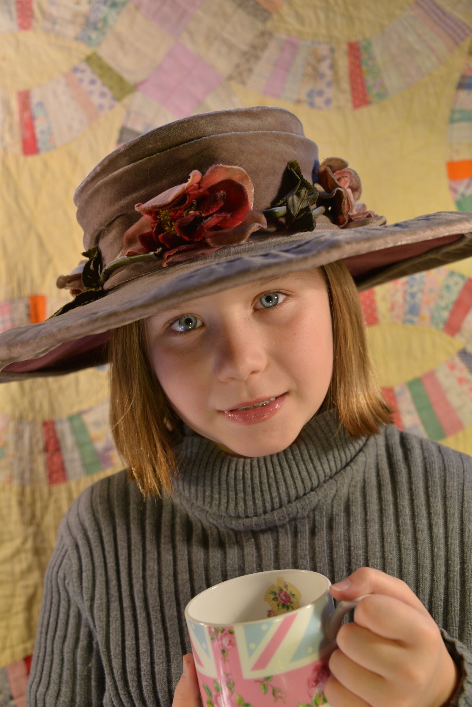 Nikon D800 sample photo. Hat, girl, tea photography