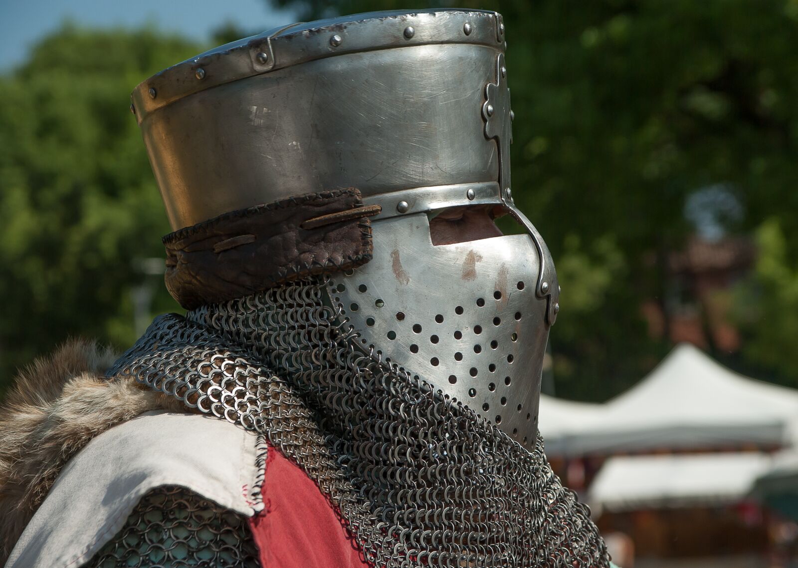 Pentax K10D sample photo. Middle ages, armor, chivalry photography