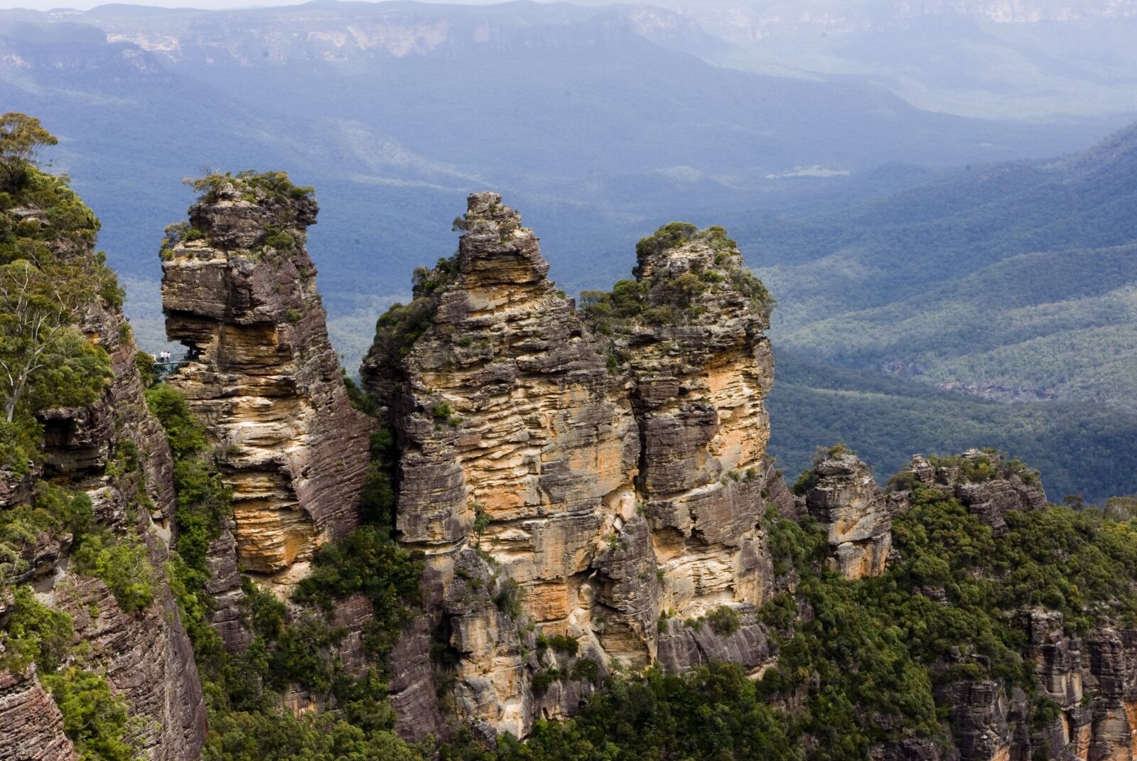 Pentax K200D sample photo. Three sisters, mountains, rocks photography