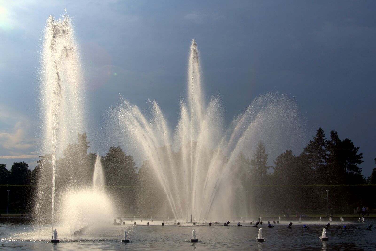 Pentax K-S2 sample photo. Fountain, cascade, water photography