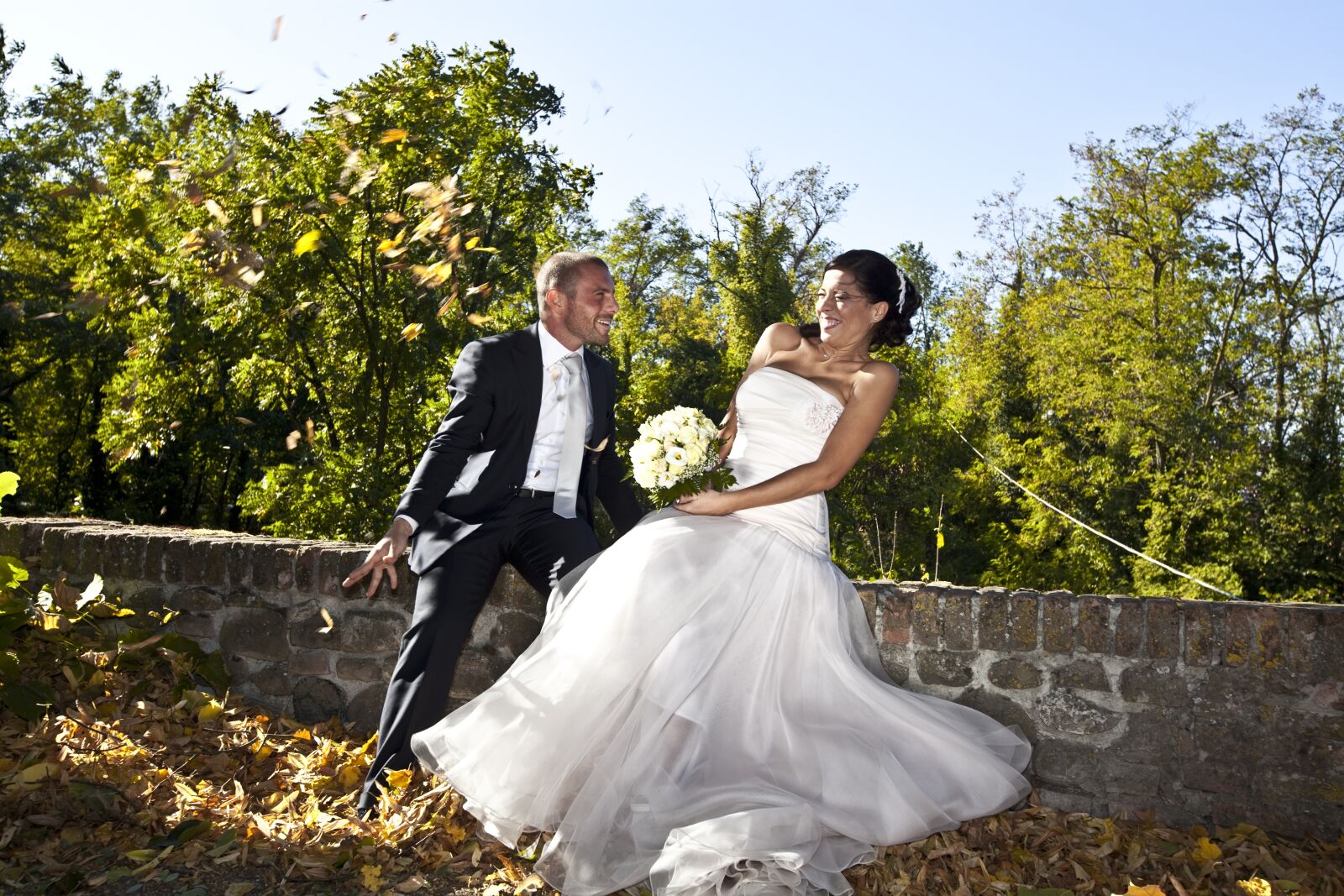 Canon EOS 5D Mark II sample photo. Marriage, formal wear, dress photography