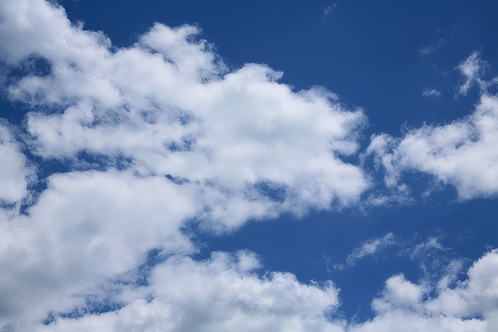 Canon EOS 5D Mark III sample photo. Cloud, sky, white cloud photography