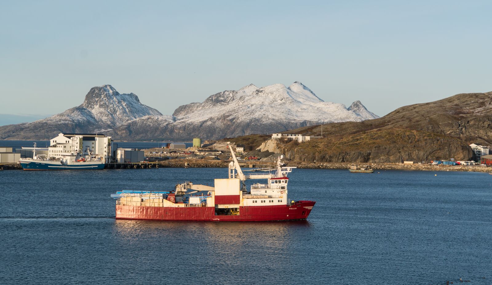 Sony a7R II + Sony FE 24-240mm F3.5-6.3 OSS sample photo. Norway, coastline, ship photography