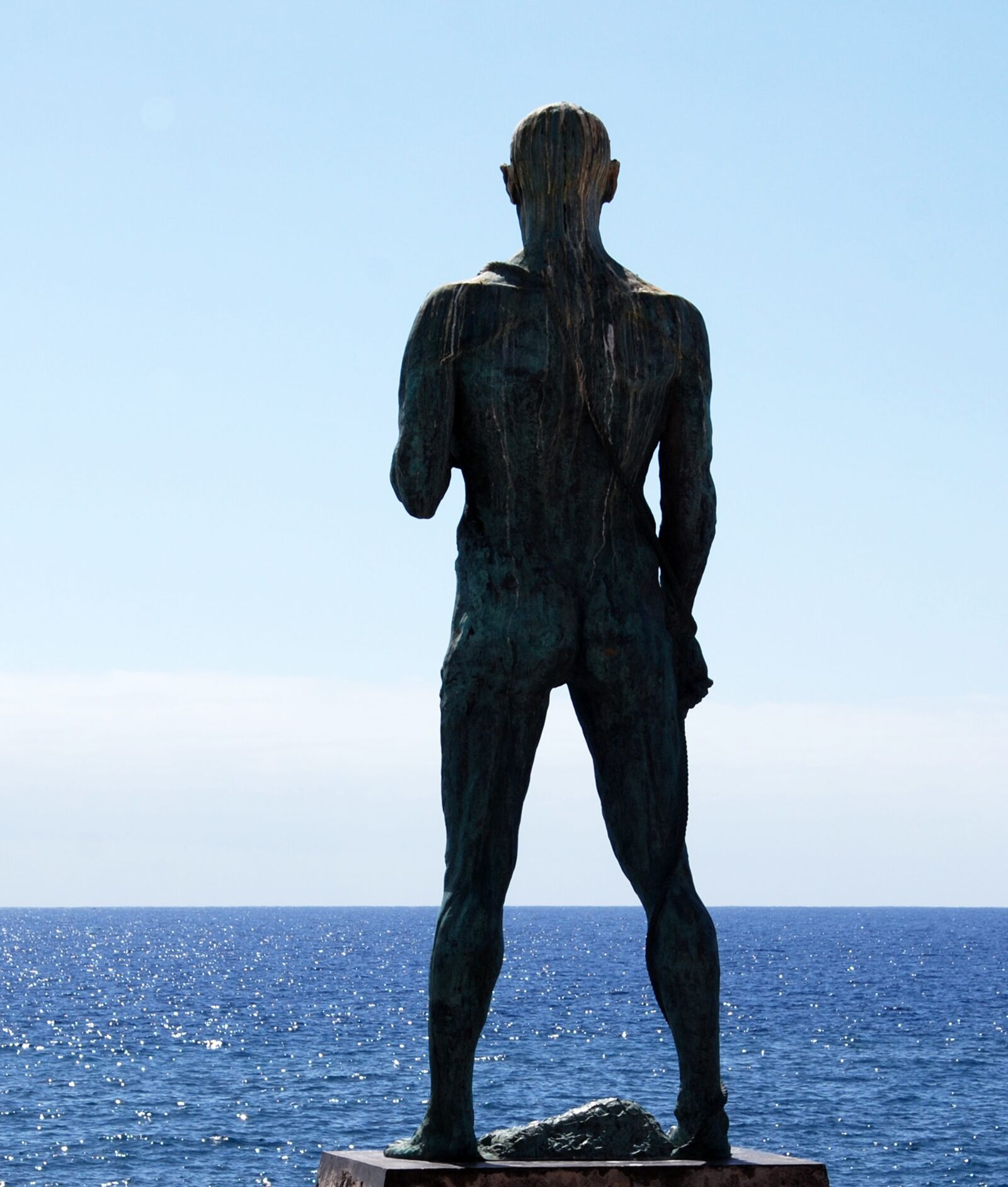 Nikon D80 sample photo. The statue, sculpture, madera photography