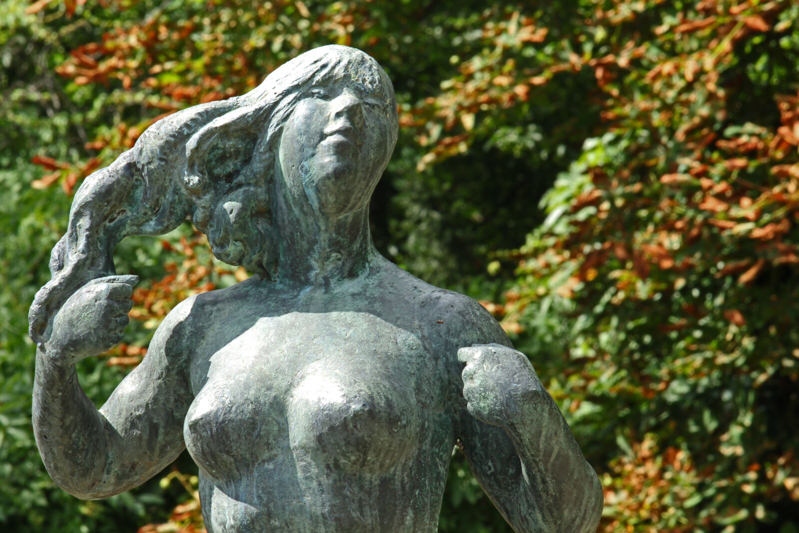 Canon EF-S 55-250mm F4-5.6 IS STM sample photo. Sculpture, figure, statue photography