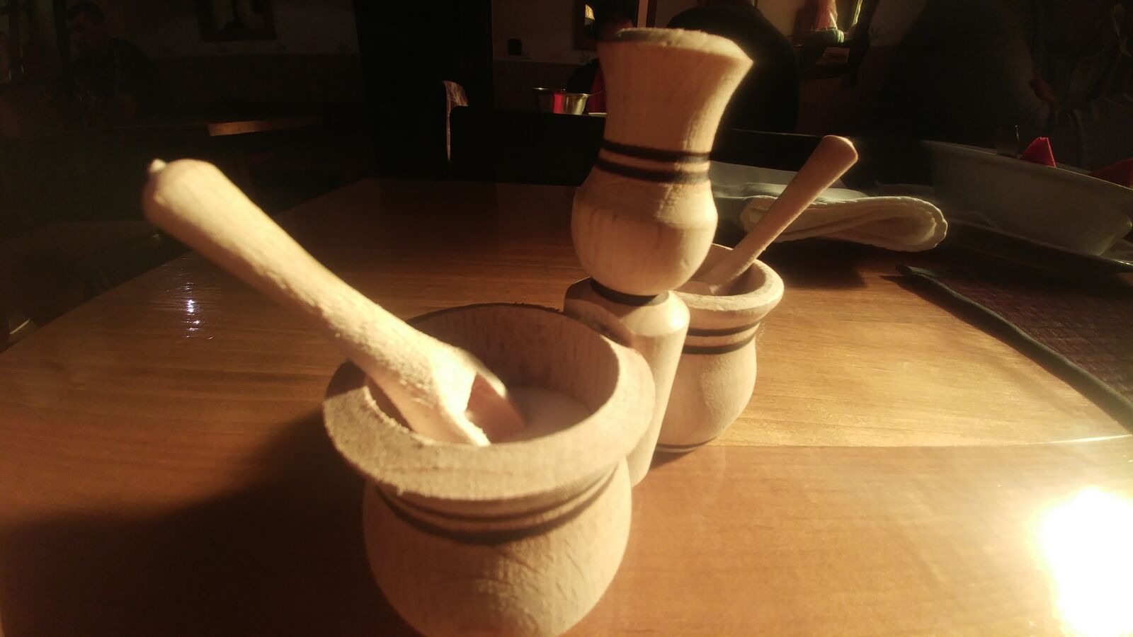 LG G5 sample photo. Antique, pepper, pepper, salt photography
