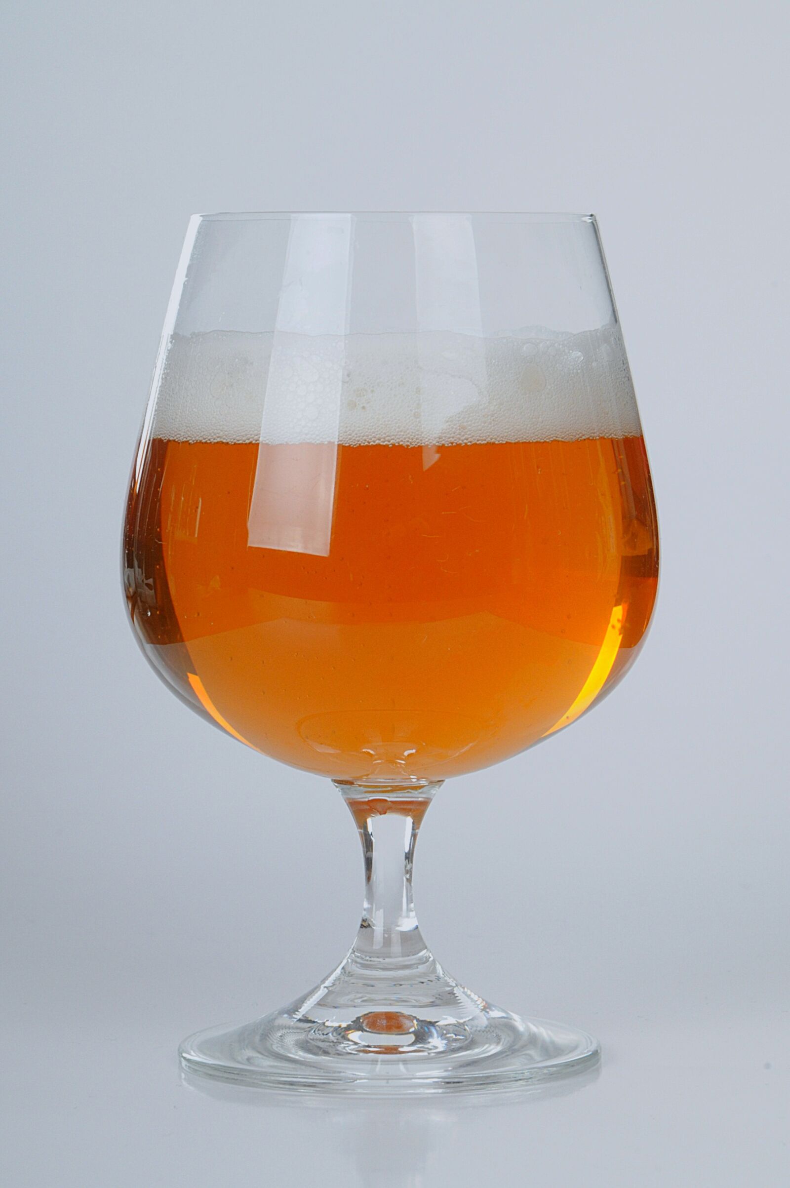 Nikon D3200 sample photo. Beer, beer glasses, current photography