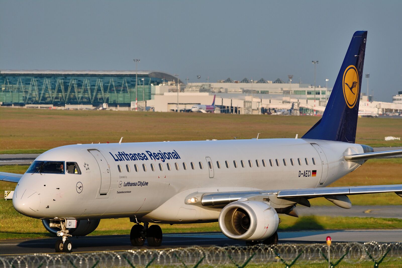 Nikon D5200 sample photo. Aircraft, flight, sky photography
