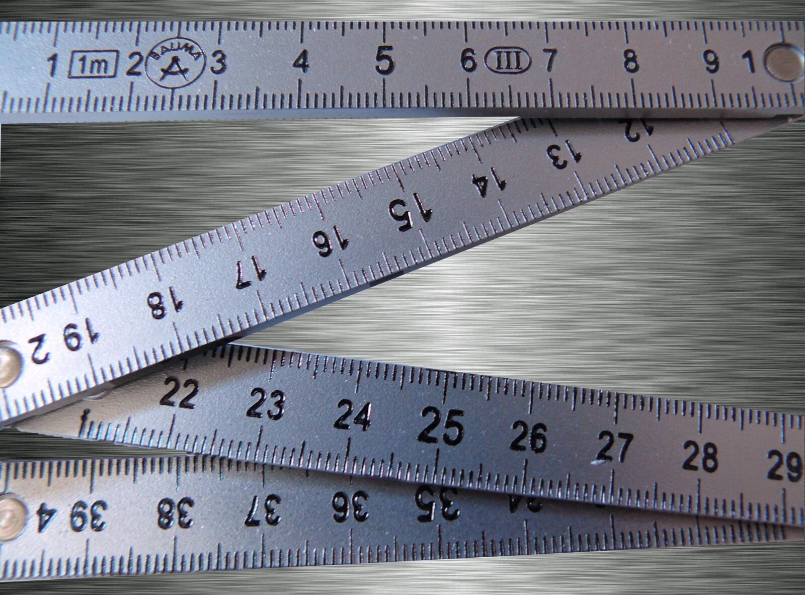 Leica V-LUX 1 sample photo. Bers scale, measure, unit photography