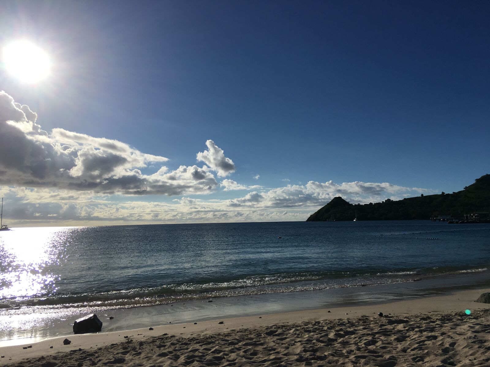 iPhone SE back camera 4.15mm f/2.2 sample photo. Stlucia, beach, grosislet photography