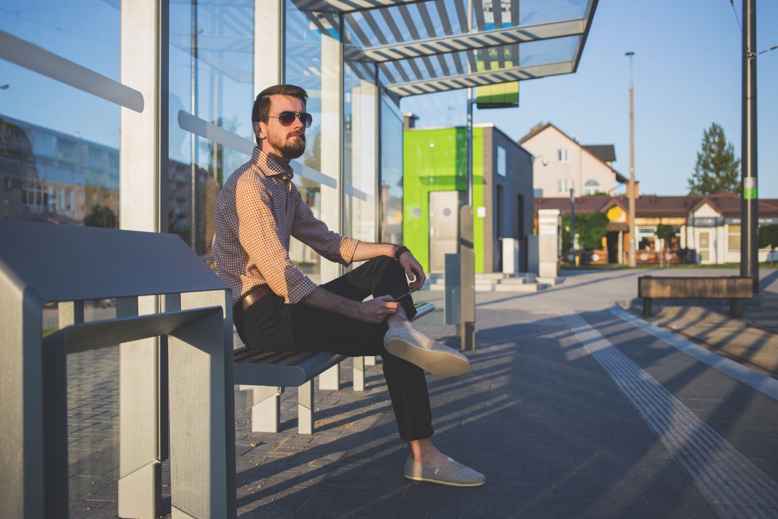 Canon EOS 6D + Canon EF 40mm F2.8 STM sample photo. Bench, man, person photography