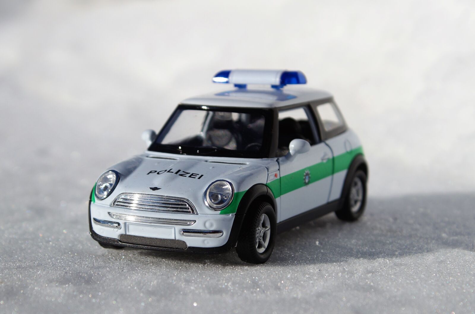 Sony DT 18-70mm F3.5-5.6 sample photo. Model car, mini, mini photography