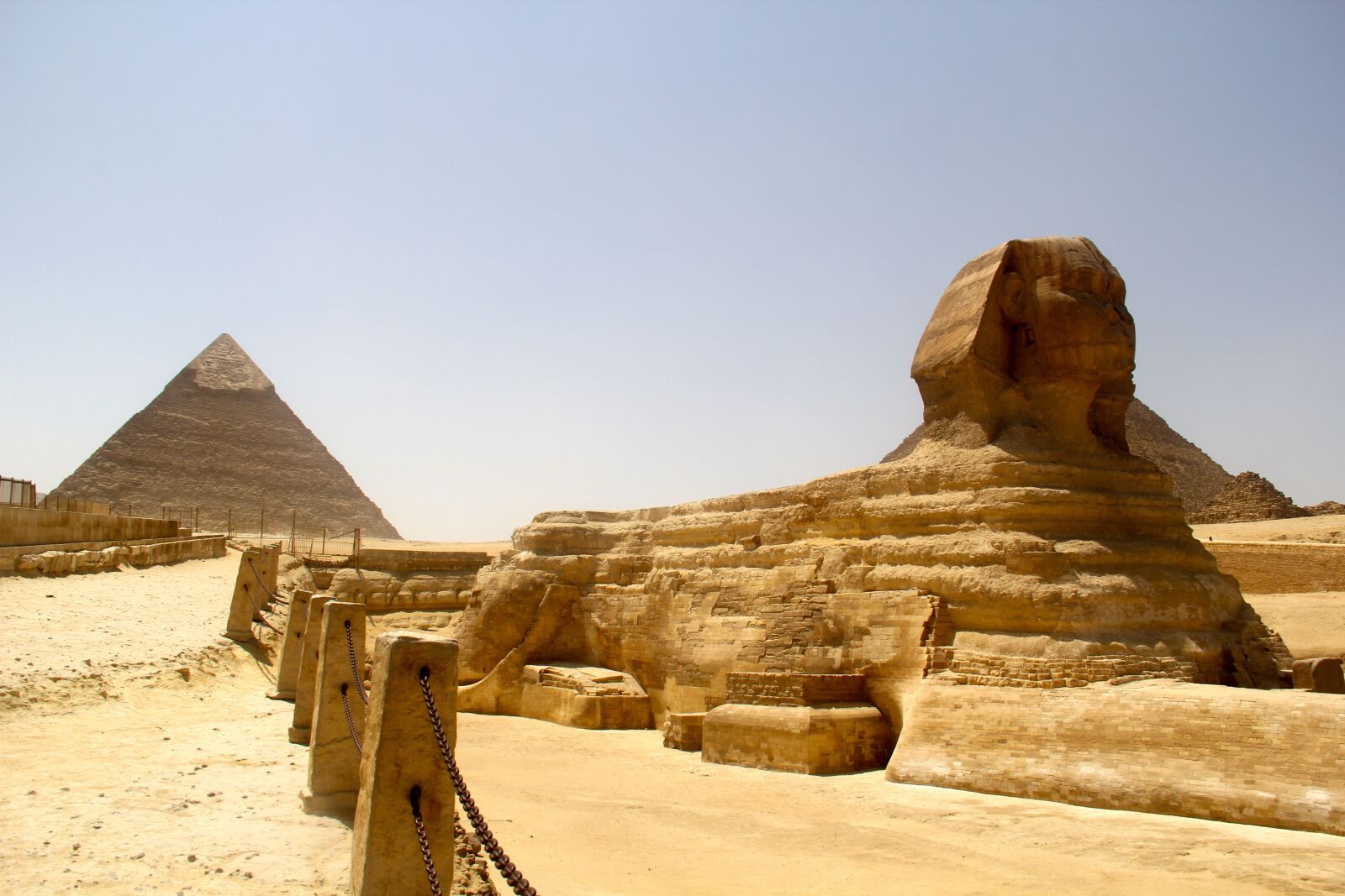 Canon EF-S 18-135mm F3.5-5.6 IS sample photo. Egypt, middle eastern, pyramids photography