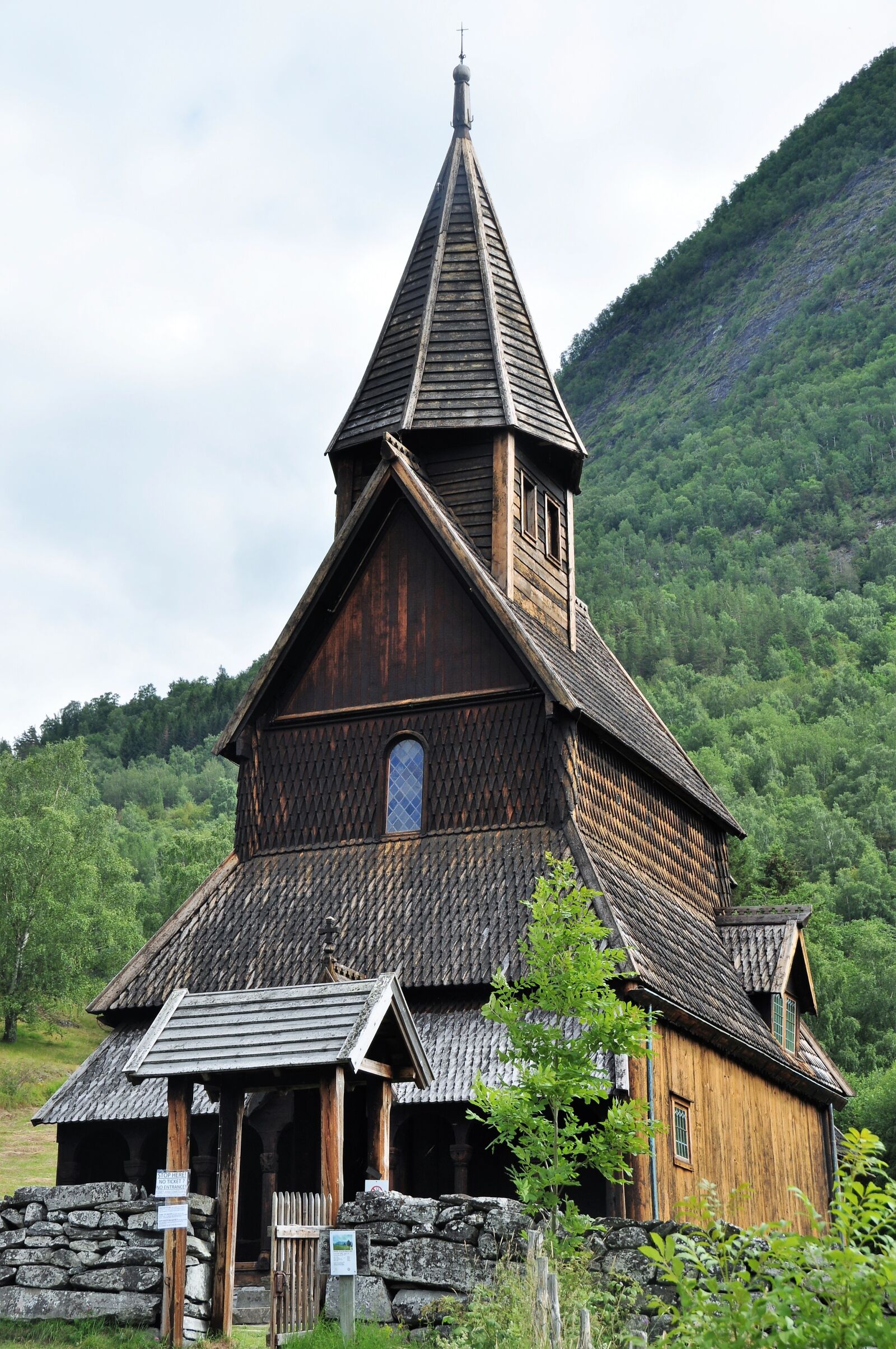 Nikon D5000 sample photo. Stave church, norway, places photography