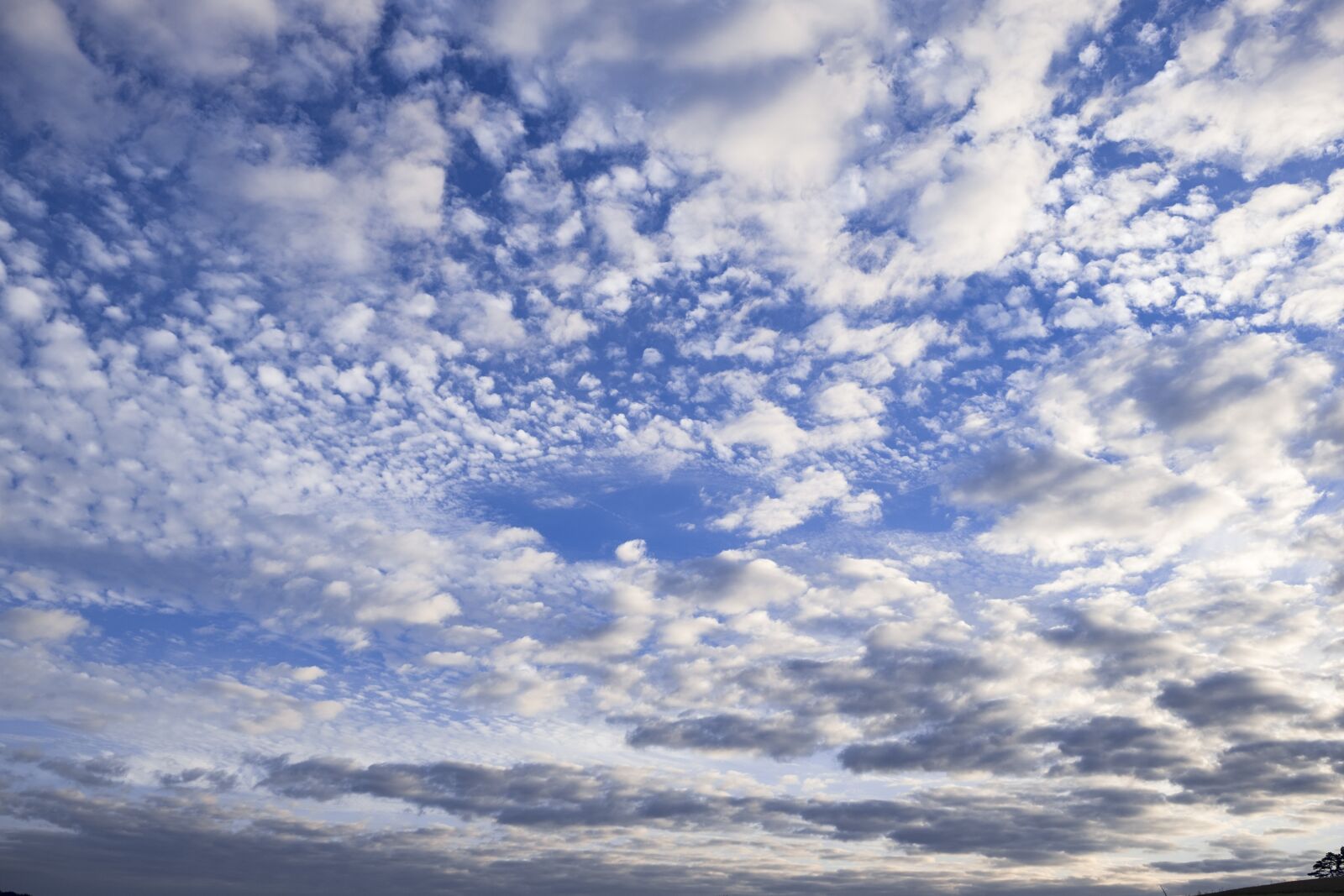 Fujifilm XF 18-55mm F2.8-4 R LM OIS sample photo. Clouds, sky, cumulus photography