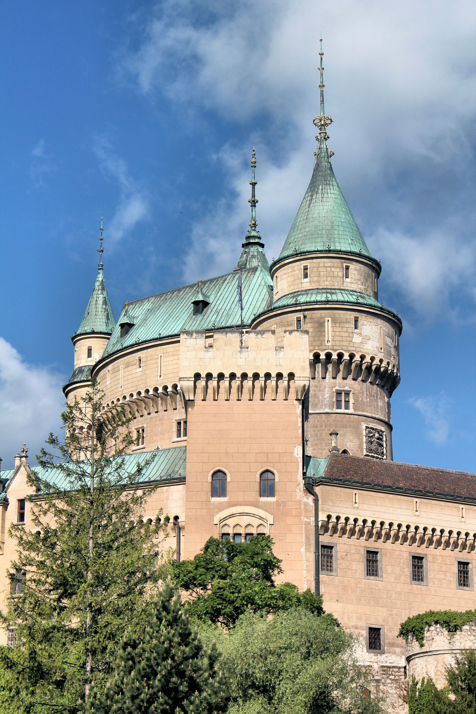 Canon EOS 550D (EOS Rebel T2i / EOS Kiss X4) sample photo. Bojnice, castle, historical photography