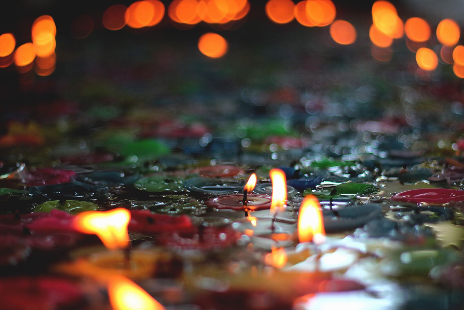 Canon EF 50mm F1.8 II sample photo. Candles, bright, light photography