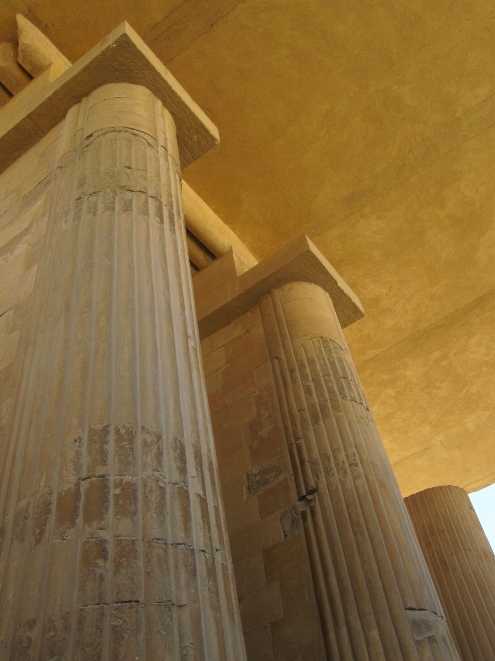 Canon PowerShot SD780 IS (Digital IXUS 100 IS / IXY Digital 210 IS) sample photo. Pillar, architecture, egypt photography