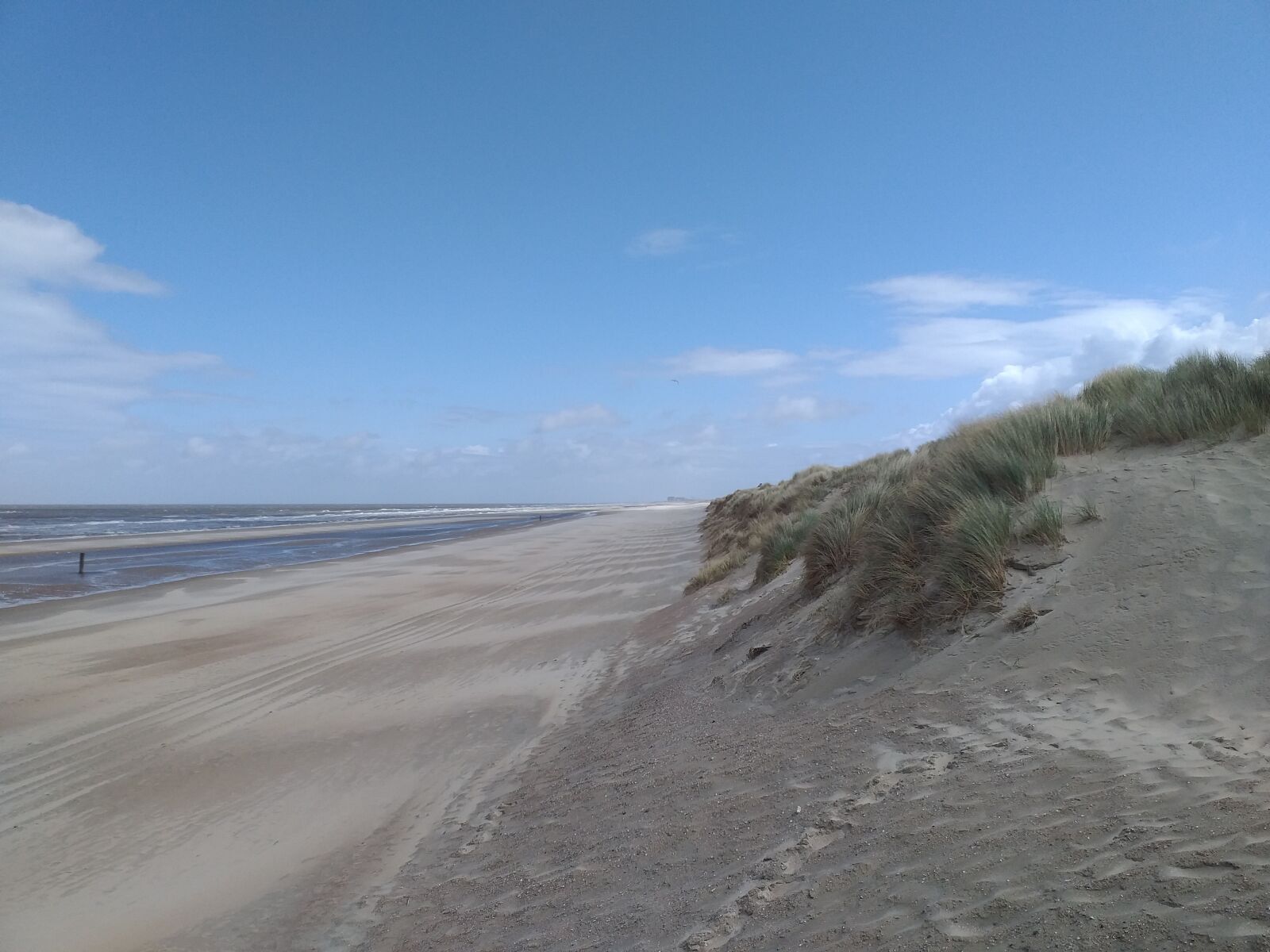 Samsung Galaxy J4+ sample photo. Beach, dune, seaside photography