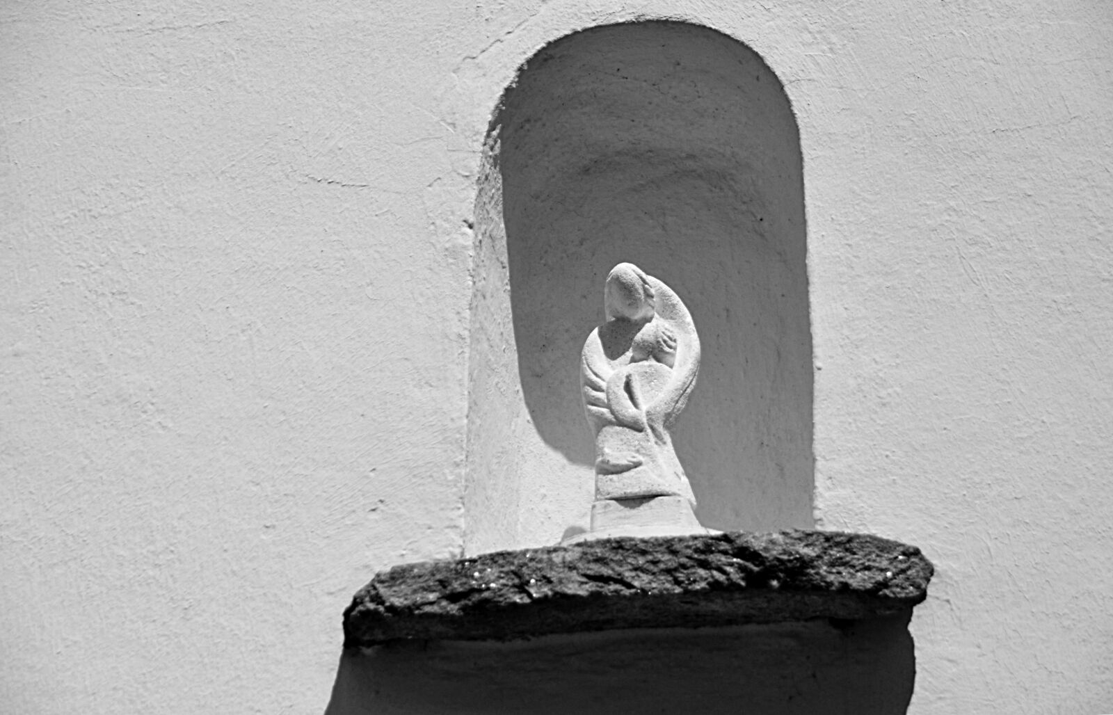 Nikon D5200 sample photo. Statue, virgin, sculpture photography