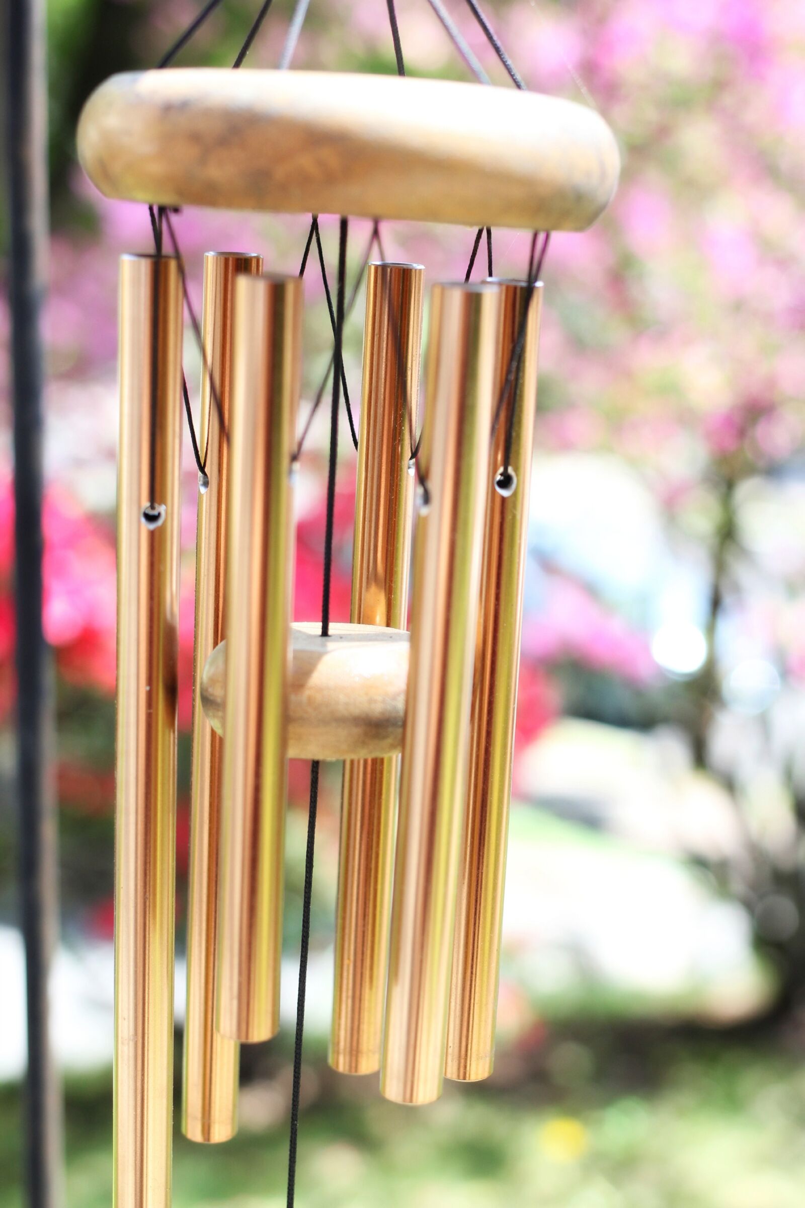 Canon EOS 60D + Canon EF 40mm F2.8 STM sample photo. Wind, chime, hanging photography