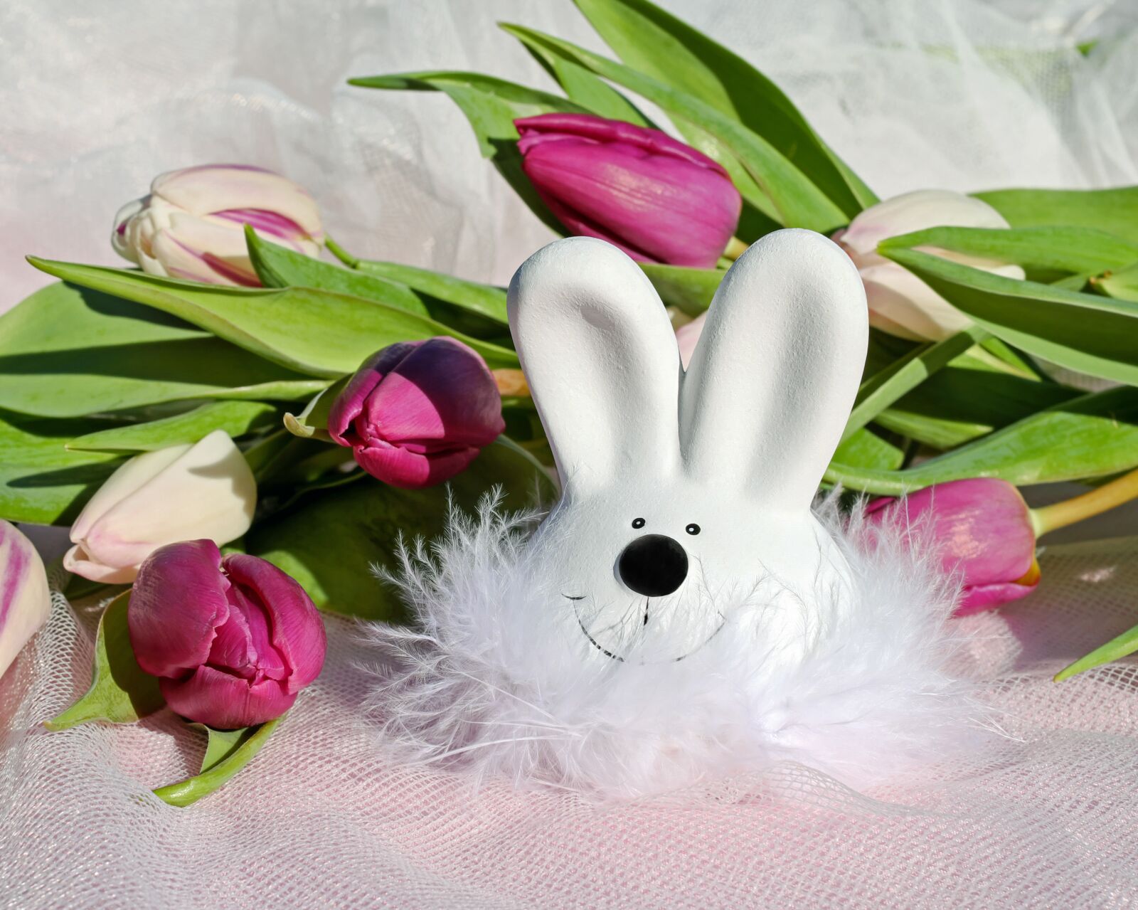 Fujifilm X-T10 + Fujifilm XF 35mm F1.4 R sample photo. Easter bunny, easter, figure photography