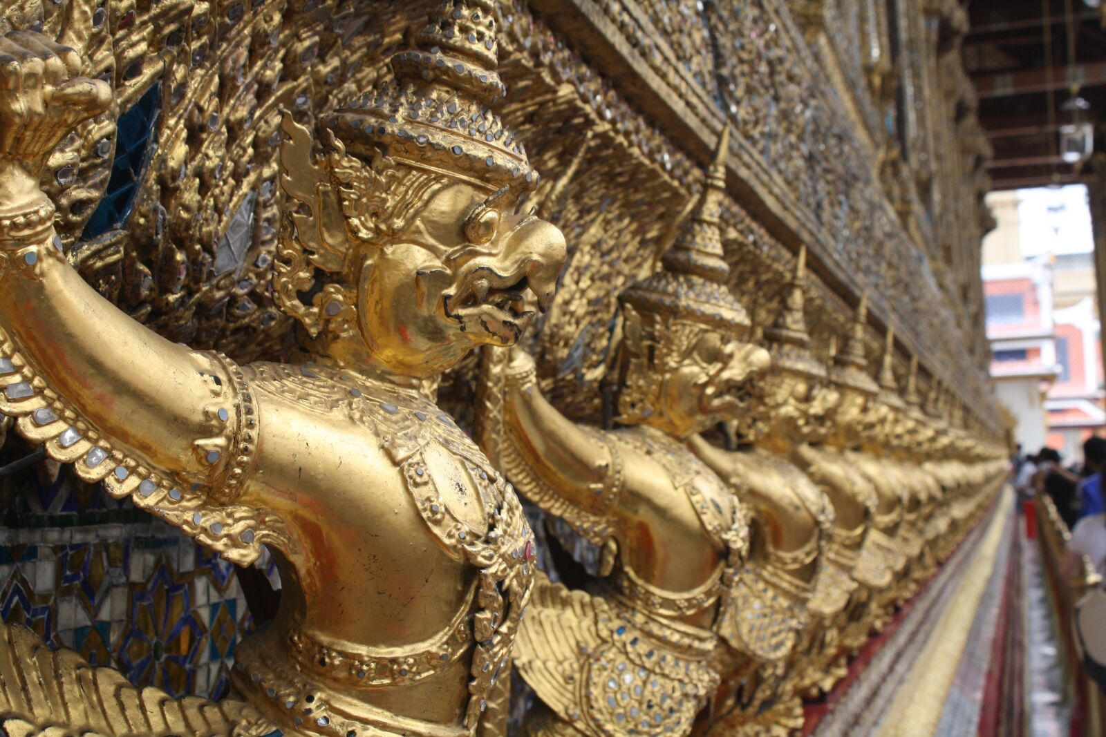 Canon EOS 1000D (EOS Digital Rebel XS / EOS Kiss F) sample photo. Bangkok, big palace, thailand photography
