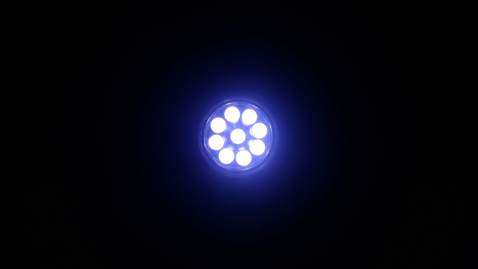 Motorola Moto X (1st Gen) sample photo. Dark, exposure, flashlight, light photography