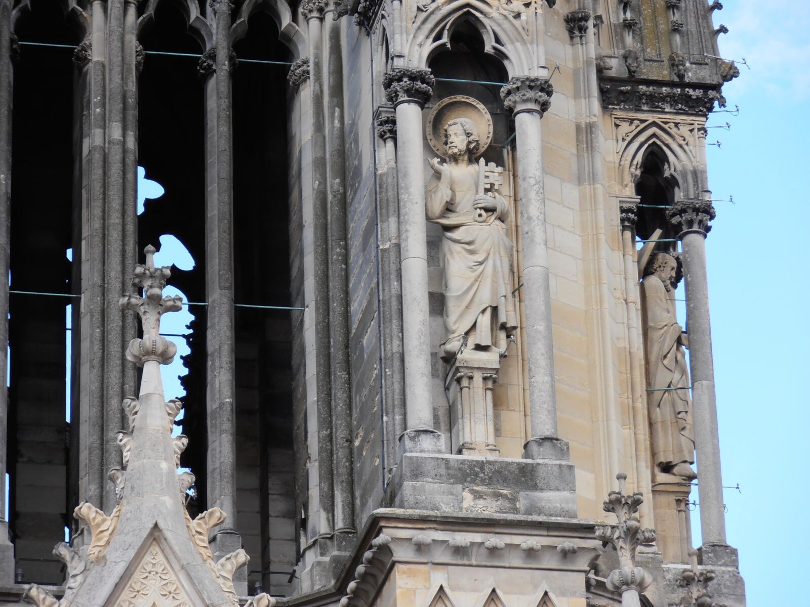 Olympus VR310,D720 sample photo. France, notre dame, paris photography