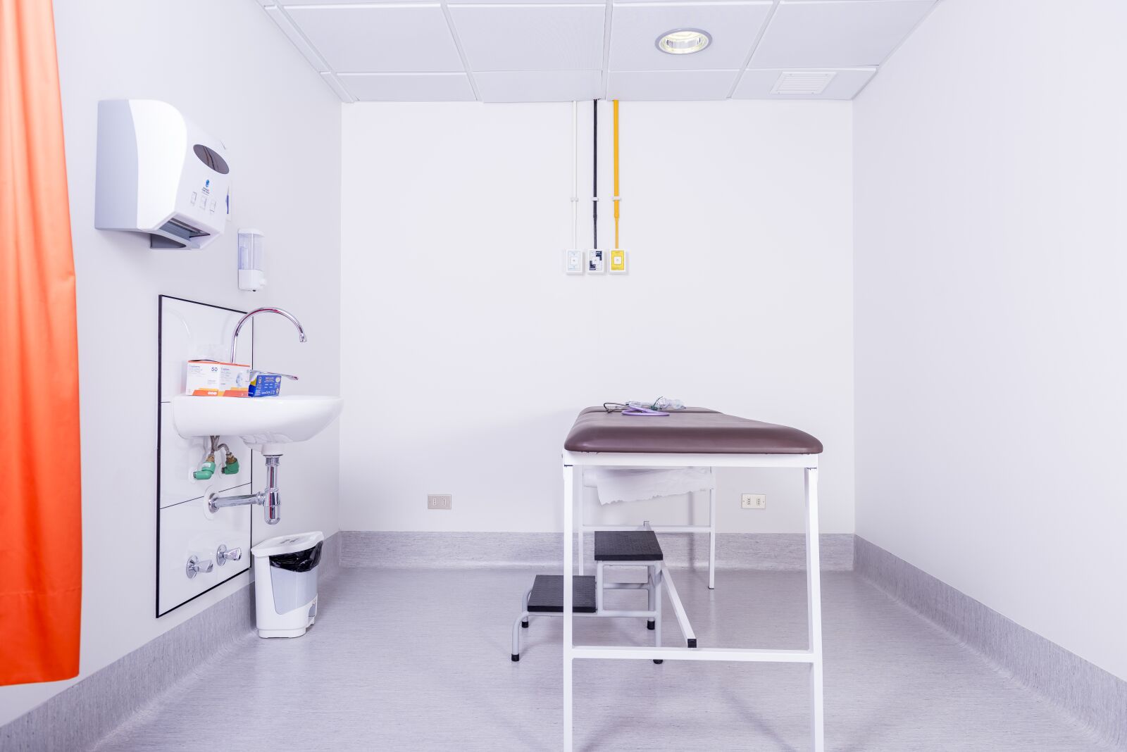 Nikon D810 sample photo. Nursing, room, hospital photography